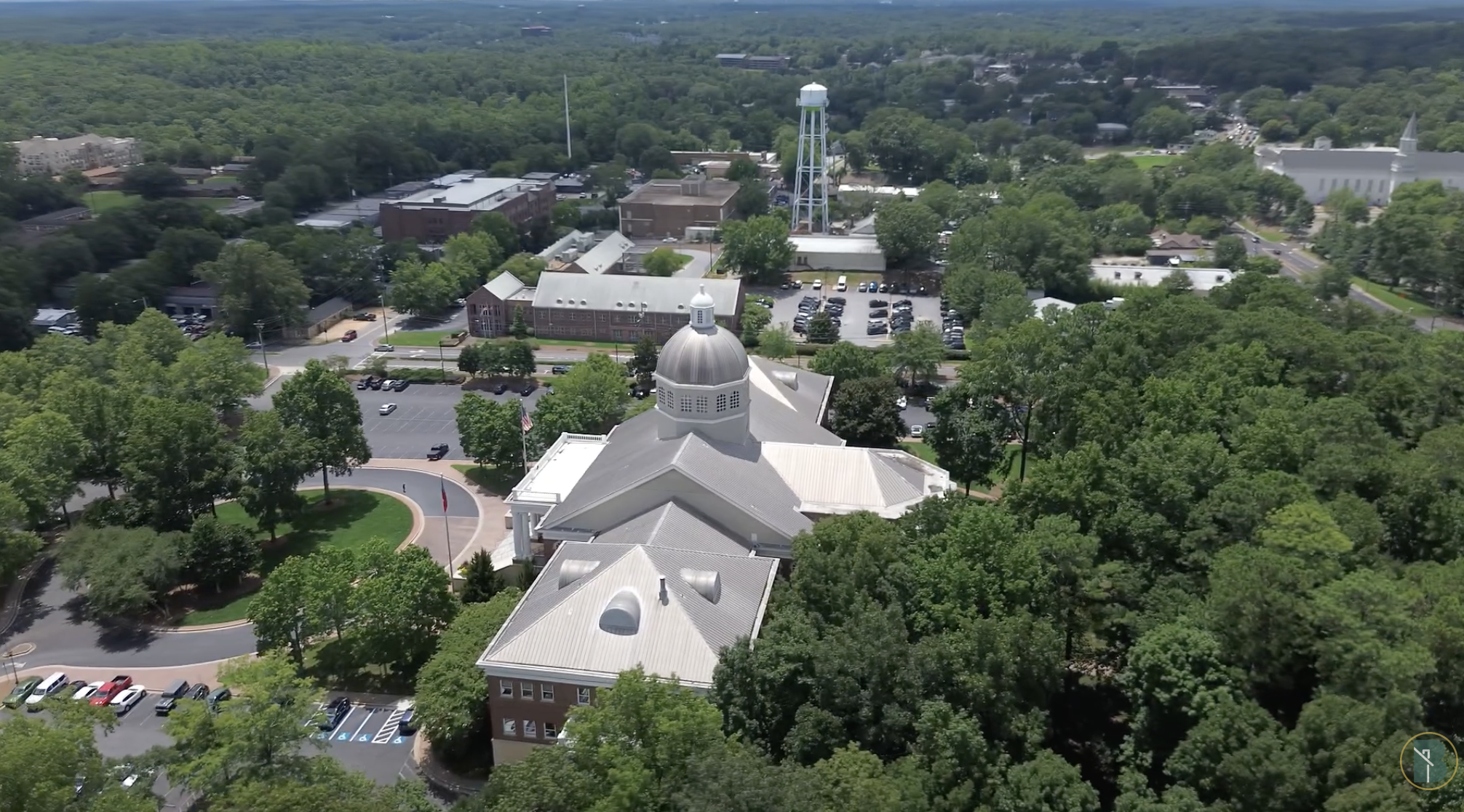 Pros and Cons of Living in Roswell, GA