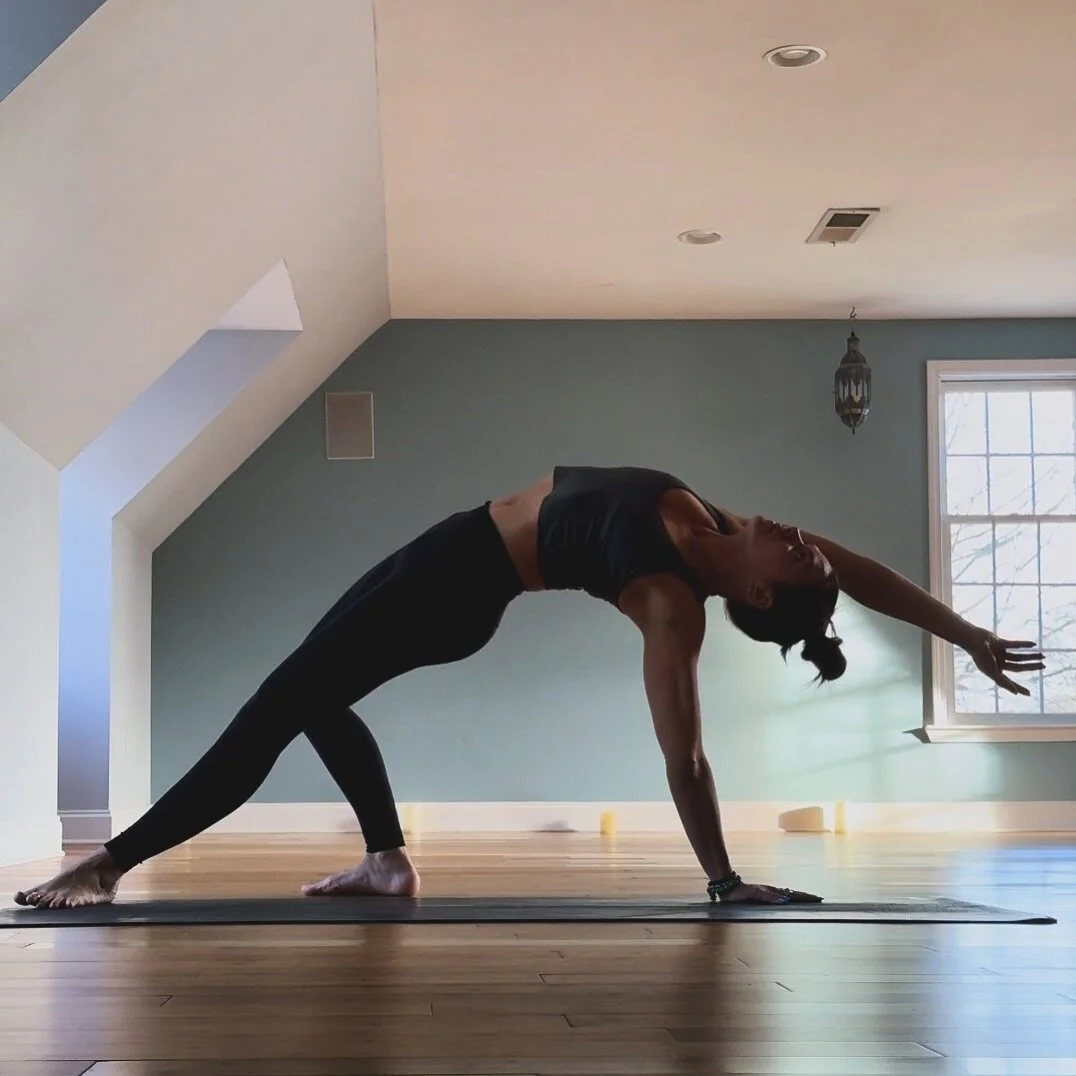 This week has been a very weird year. Anyone else??

#yogapics #backbends #springtime #yogastudio #yogaphotos #yogaforyou #yogadunwoody #liftyogaandbody #weirdweek #astrologyforlife
