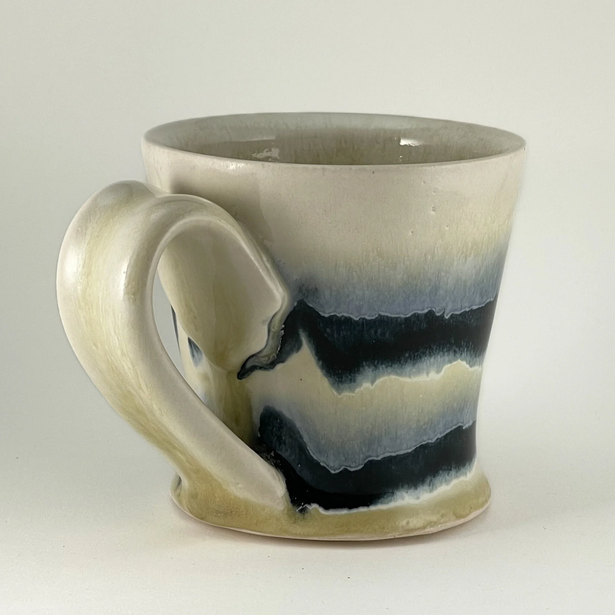 6CFCBA10-5756-4359-A1C0-81A730399C68