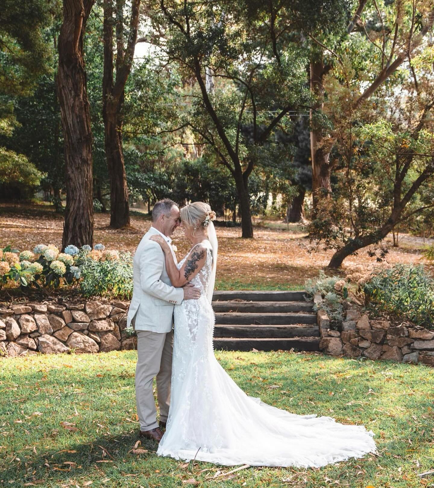 DIONNE + ROD 💓 

Oh my word, what an emotional day! These two and their family really know how to get some happy tears going 🥹 

Married by our very own @clairerussocelebrant 

Photography: @fiftymilstudios
Venue: @butterflyredhill
Flowers: @tyabbr