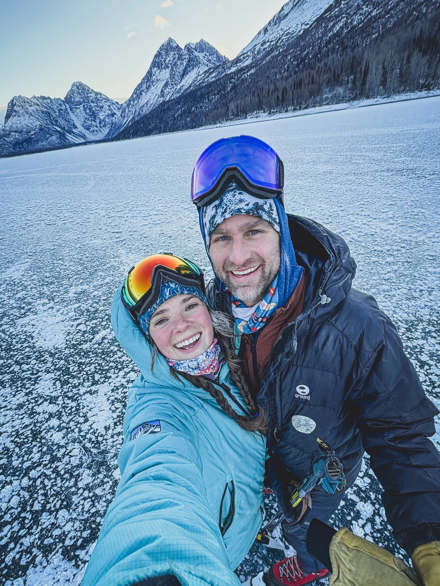 Tell me you spent the holidays in Southcentral AK without telling me you spent the holidays in Southcentral AK (2025 edition).

🤞 for more snow ( + some paintings inspired by these views!) in the new year.