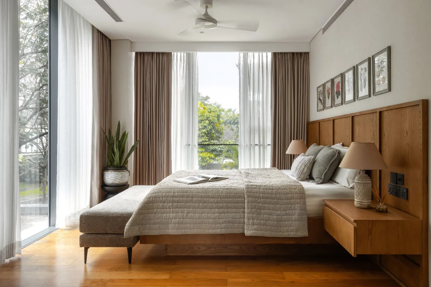 Villa at Embassy Boulevard 32-18mb.jpg