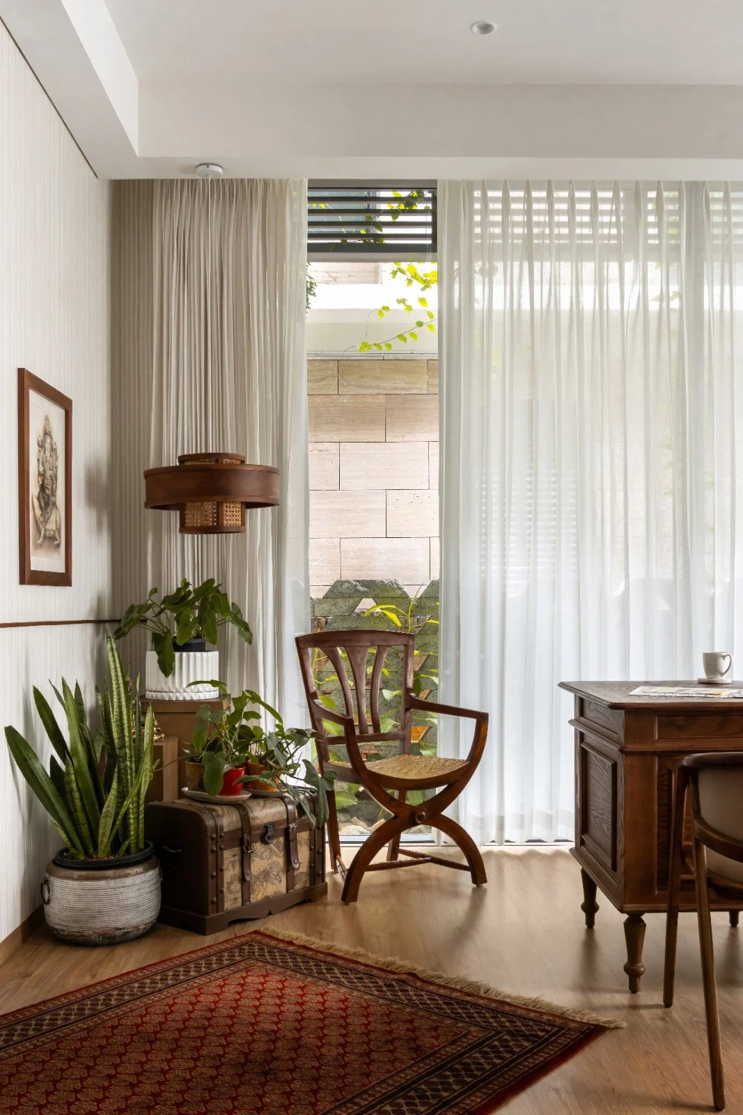 Villa at Embassy Boulevard 5-18mb.jpg
