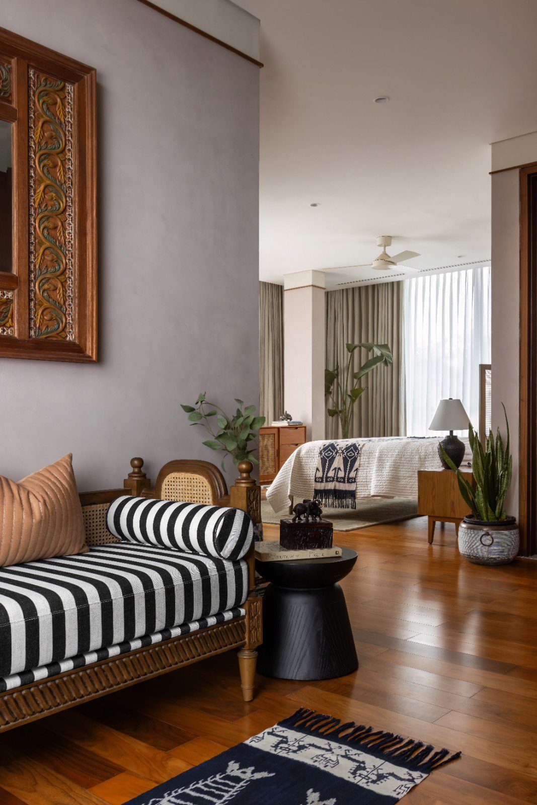 Villa at Embassy Boulevard 27-18mb.jpg
