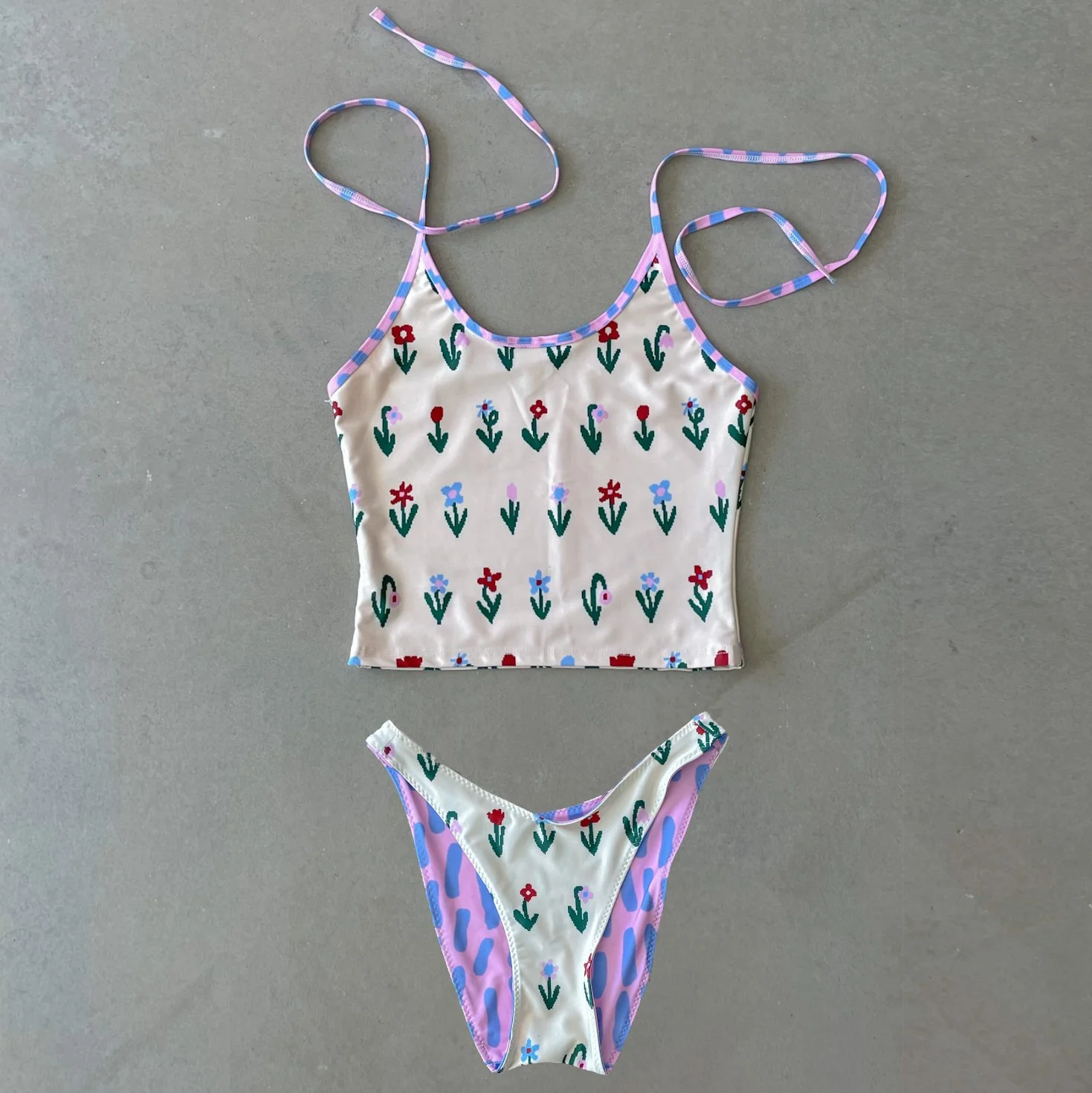 BEIGE FLOWERS SWIMWEAR