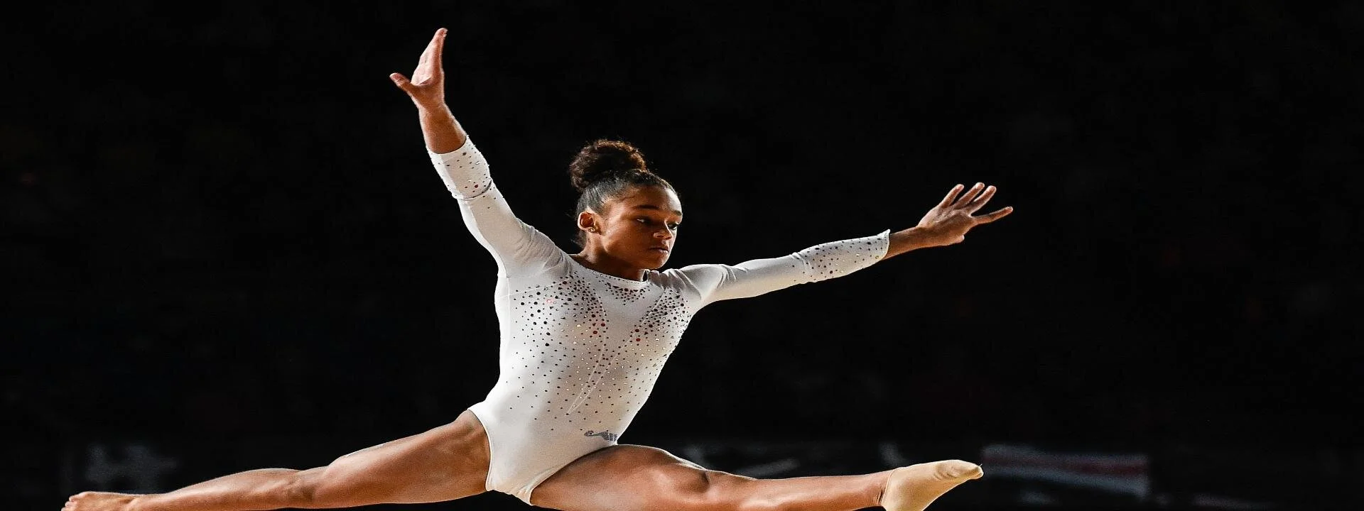French women's team finish qualifying ahead of defending champions Russia after thrilling day of Gymnastics