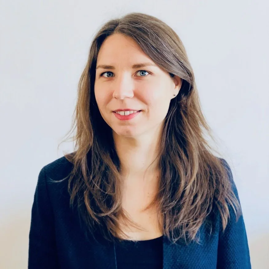 Clara FemmeBionique, conférencière Gloria, Handicap et surdité