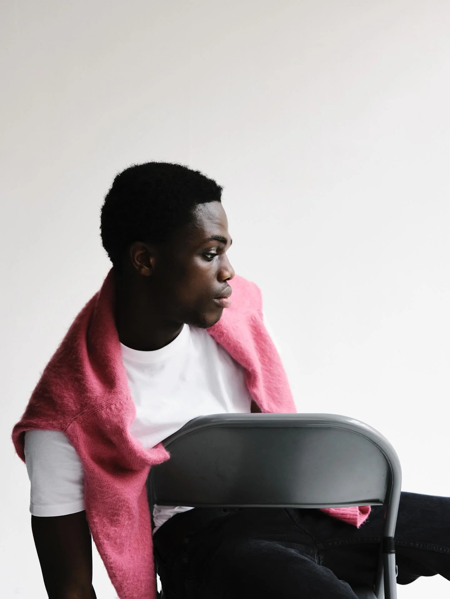 @edouarrddon 🩷💐

Shot by @redfernandy 
Styled by me