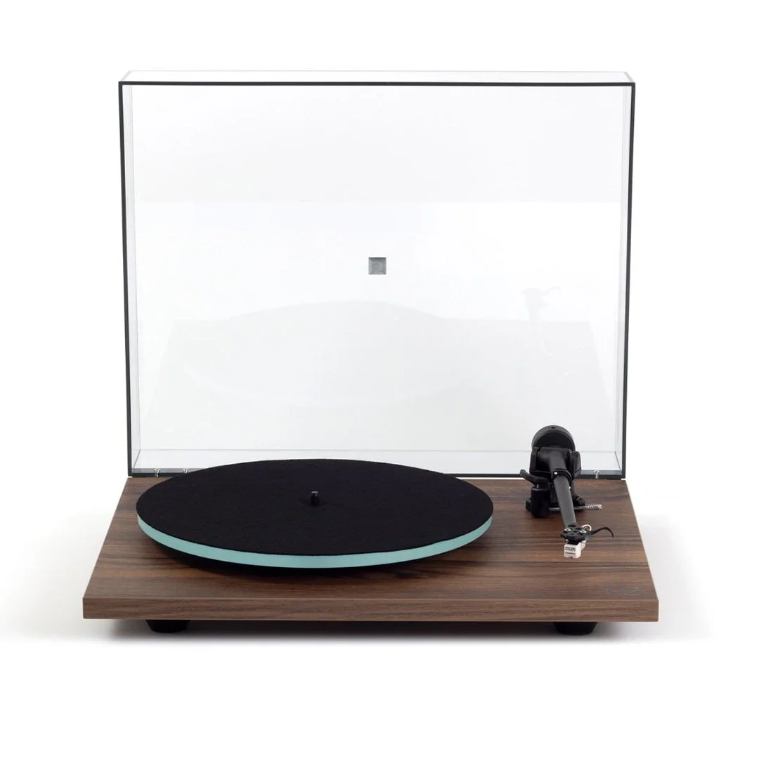 product_rega_planar2_walnut_1.jpg