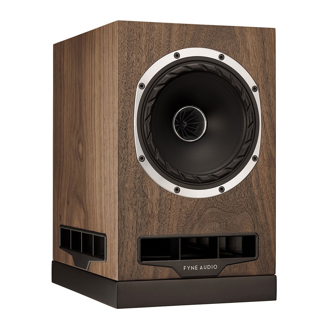 product_fyneaudio_f500s_walnut_1.jpg