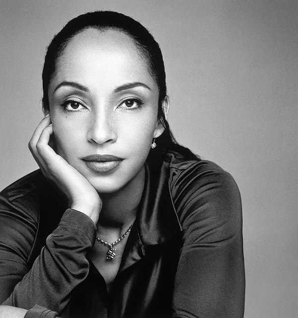 Sade-Patrick-Demarchelier-2000.jpg