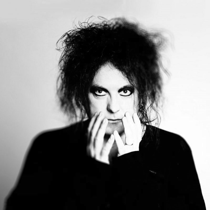 robert_smith_800_1000_1638801129.jpg