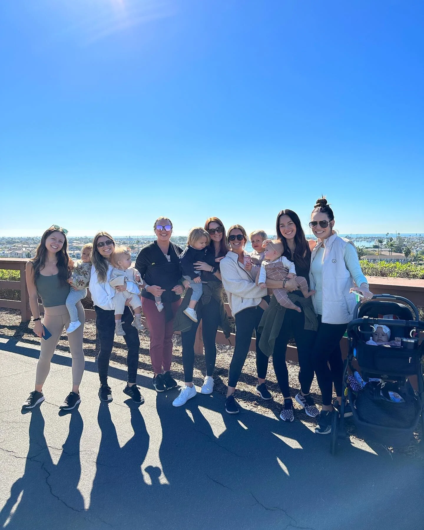 Today was so much fun!! I&rsquo;m so grateful to have all my friends &amp; a few doula babies come out to the @themomwalkco.newportbeach to support me &amp; join us on the walk. 

Mamas go to @themomwalkco website &amp; find a walk near you!! If ther