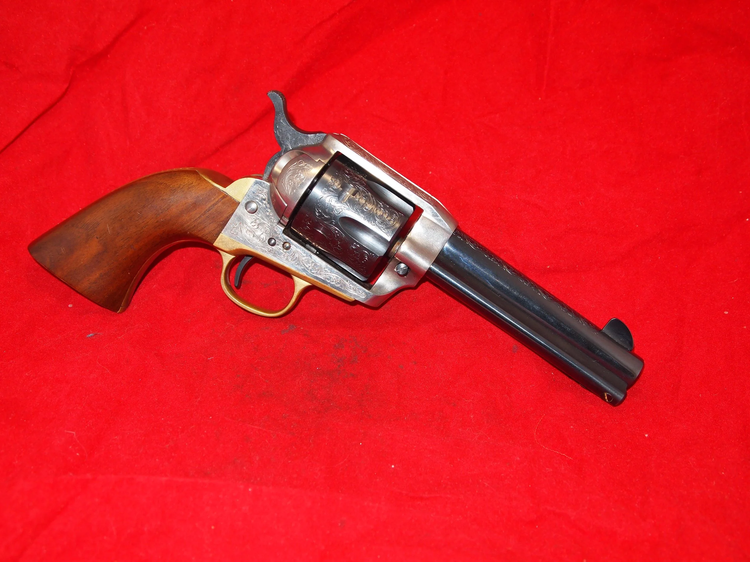 WP4  4 3/4 " Engraved Colt Peacemaker 9mm