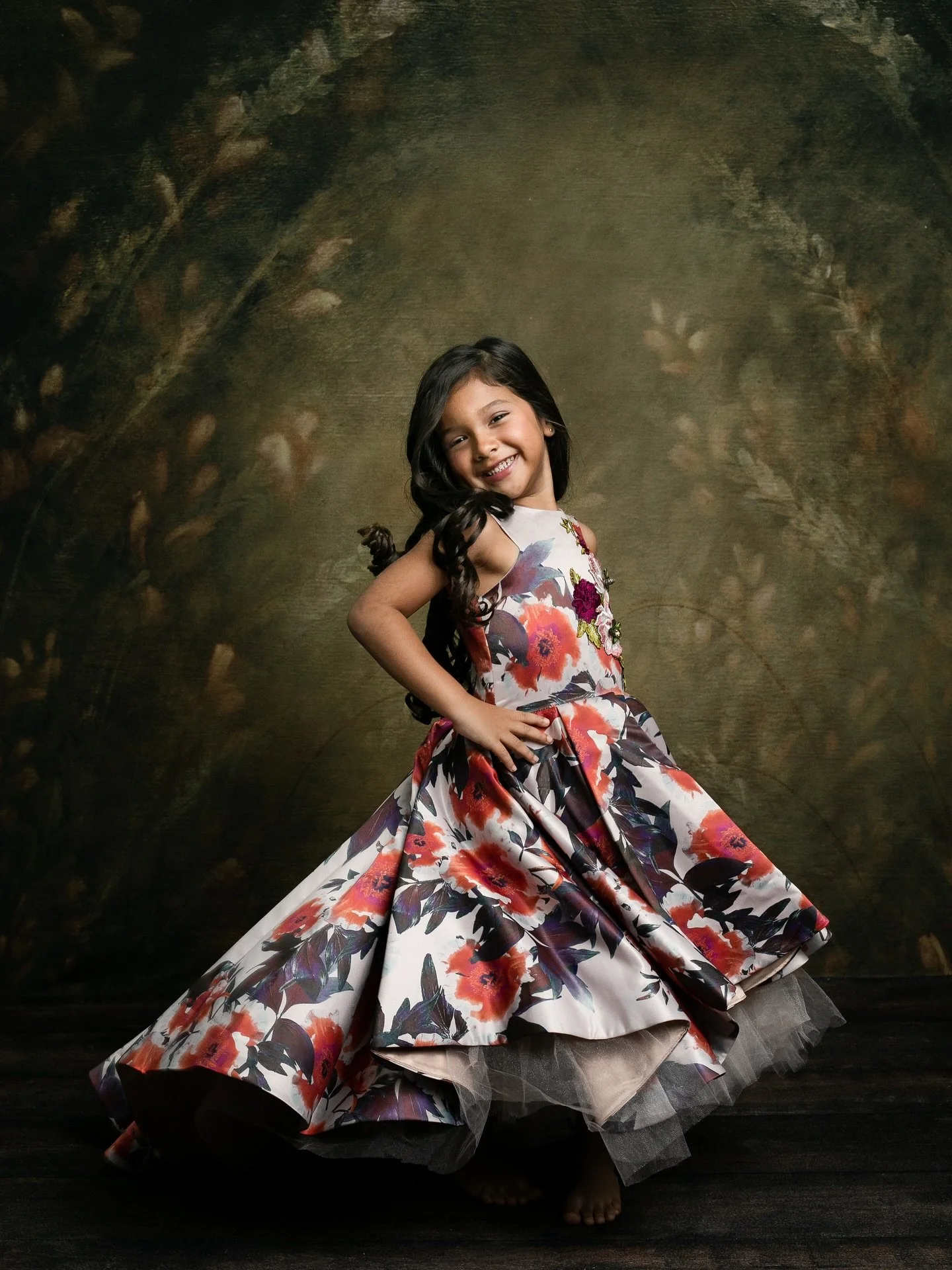 Gabriela la risue&ntilde;a!!!! Todos los a&ntilde;os viene a su Magical Session por su cumplea&ntilde;os y yo siempre me preparo porque s&eacute; que en su sesi&oacute;n me voy a re&iacute;r demasiado con sus ocurrencias. 

Gabriela entra al estudio 