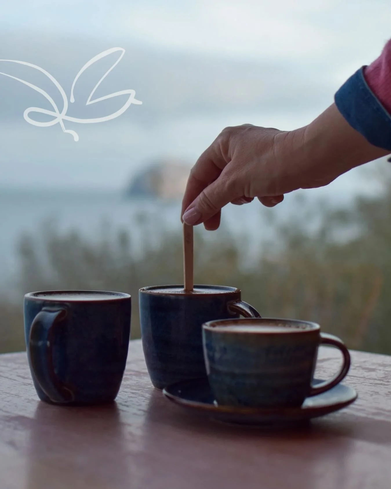 When the Scottish winter chill sets in, what&rsquo;s in your cup? ☕🍫 Tea, coffee, or hot chocolate? Let us know! 

#ScottishWeather #WinterWarmth #CosyCups #HotDrinkLovers