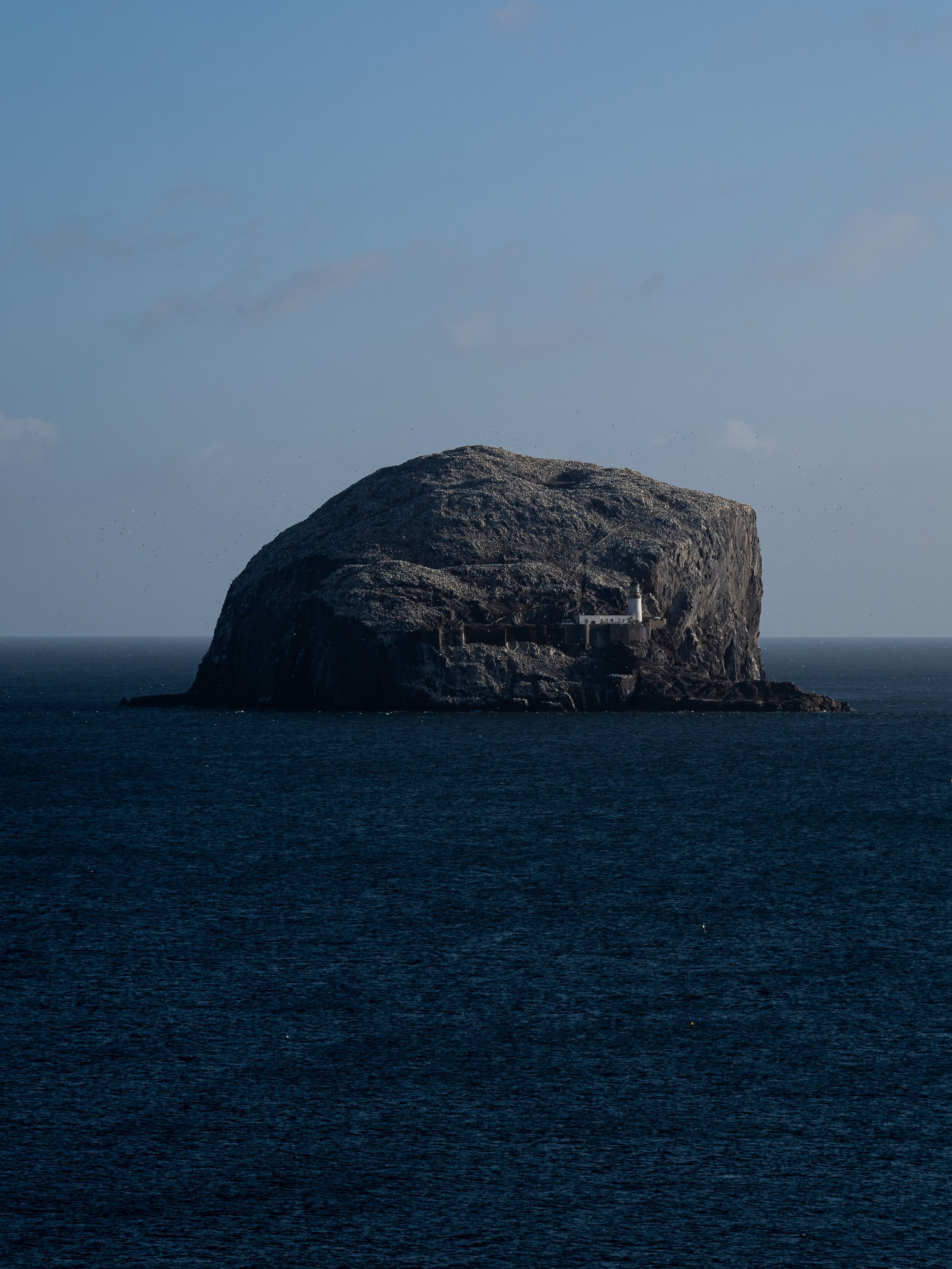 What makes Drift Eatery so special? Just look out to sea&hellip;

From our tables, you have a front-row view of one of Scotland&rsquo;s most iconic landmarks - the incredible Bass Rock. 🐦&zwj;⬛

Rising dramatically from the Firth of Forth, this anci
