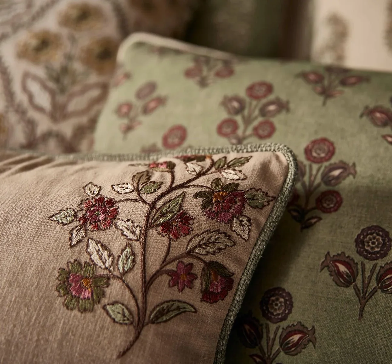 mulberry_cameo_2.webp