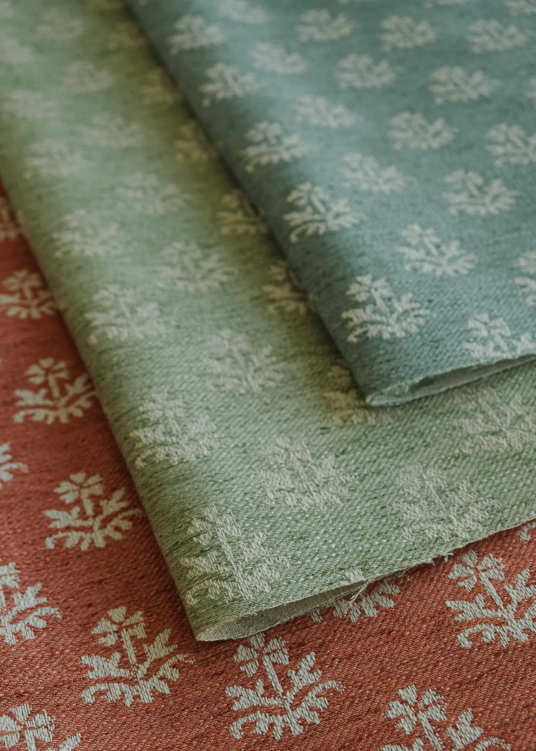 heraldic-indigo-fabrics-coordonne-4.jpg (copia)