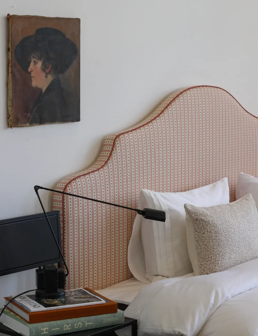 headboard_bespoke.webp