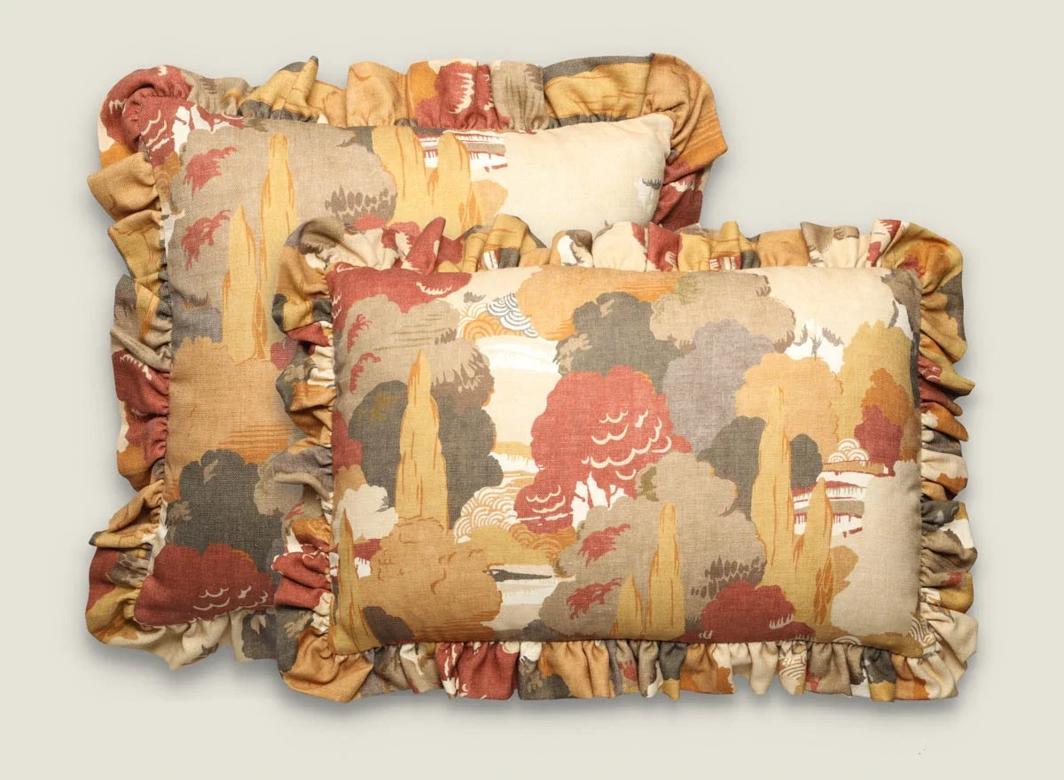 cojin-kii-home-complementos-ocre-dibujo-diseno-cojinglh082-1.webp