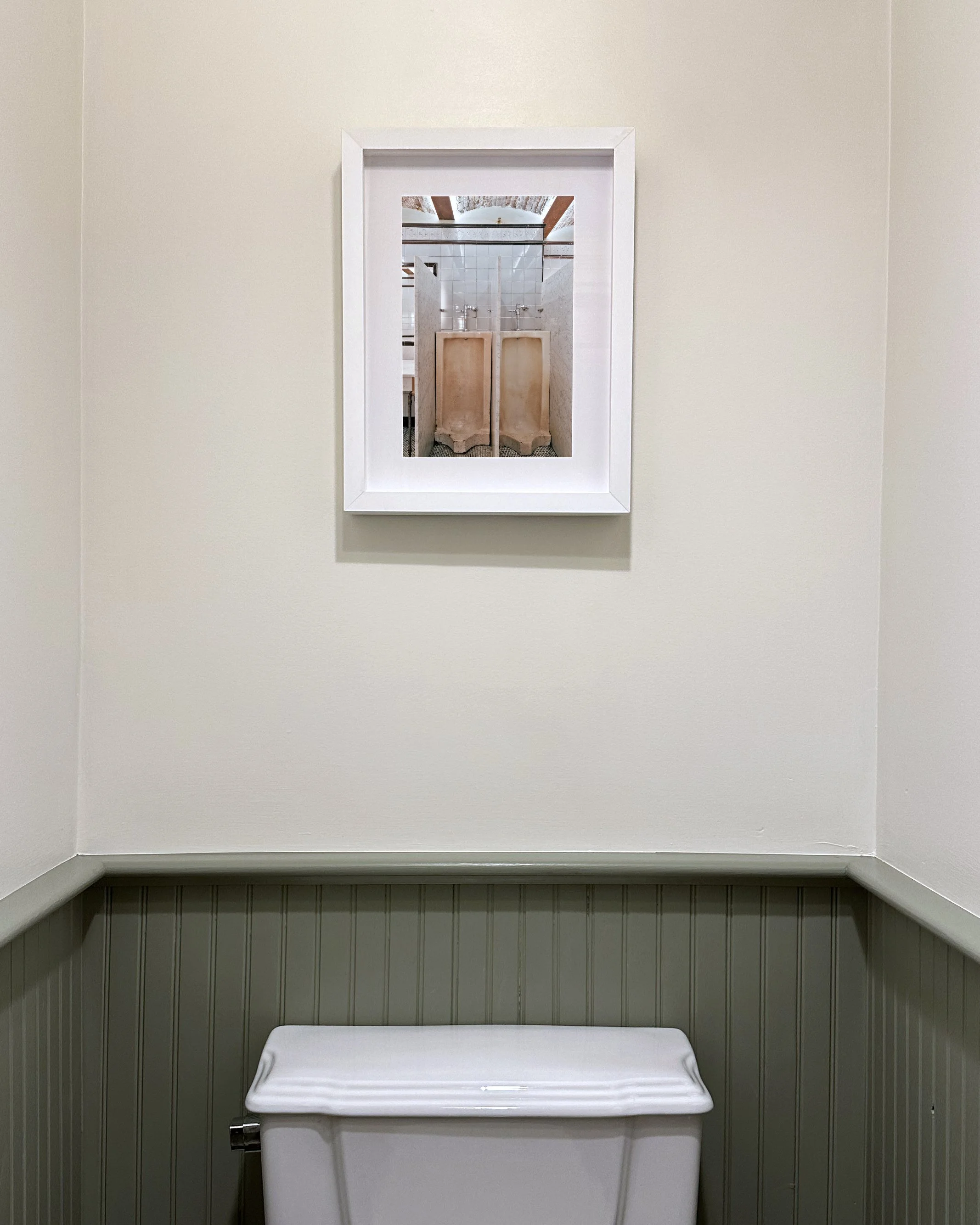 HotelChelseaBasementBathroomSize.jpg