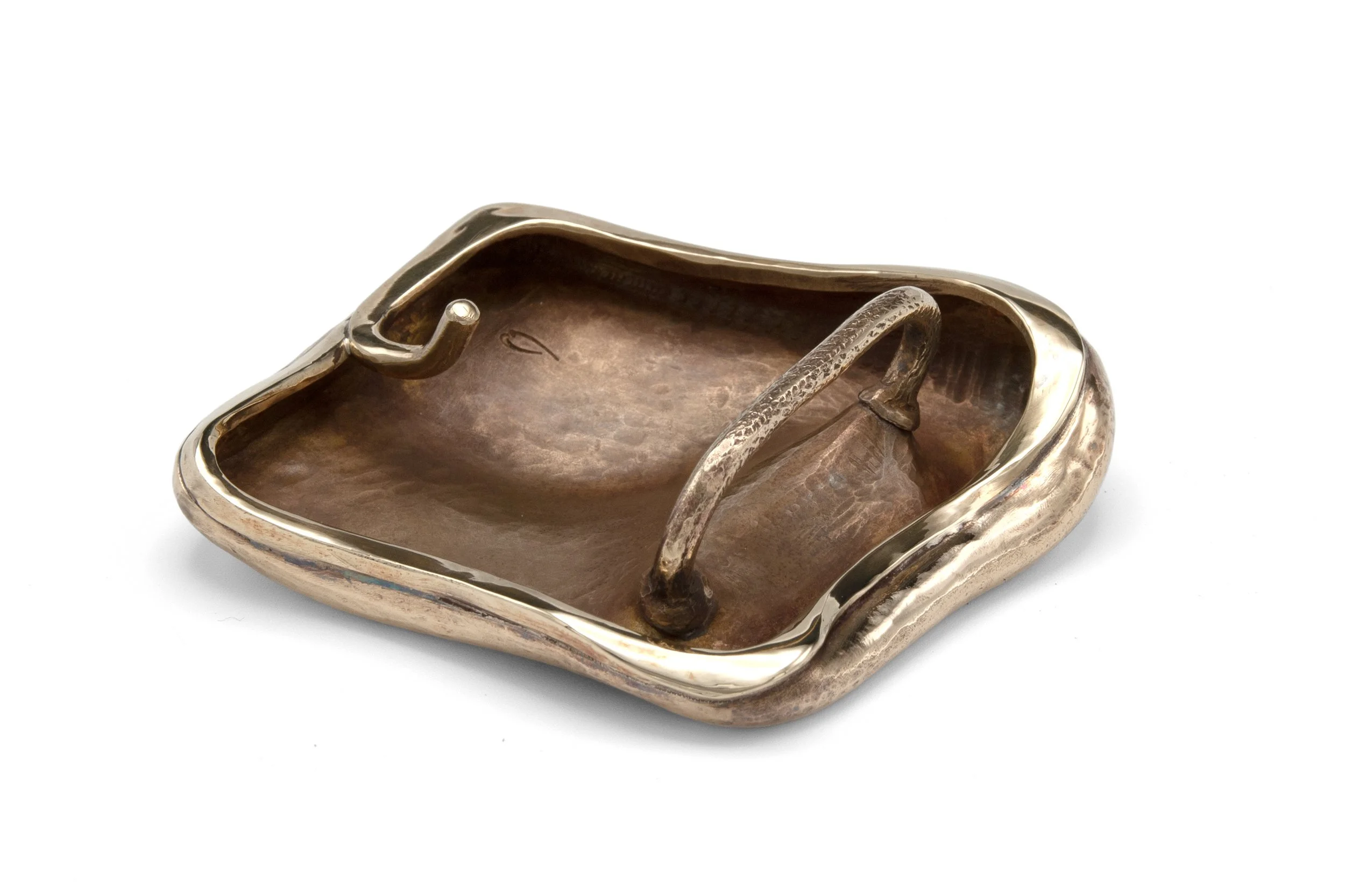 T Edit_Buckle with Two Recesses_underside_01.jpg
