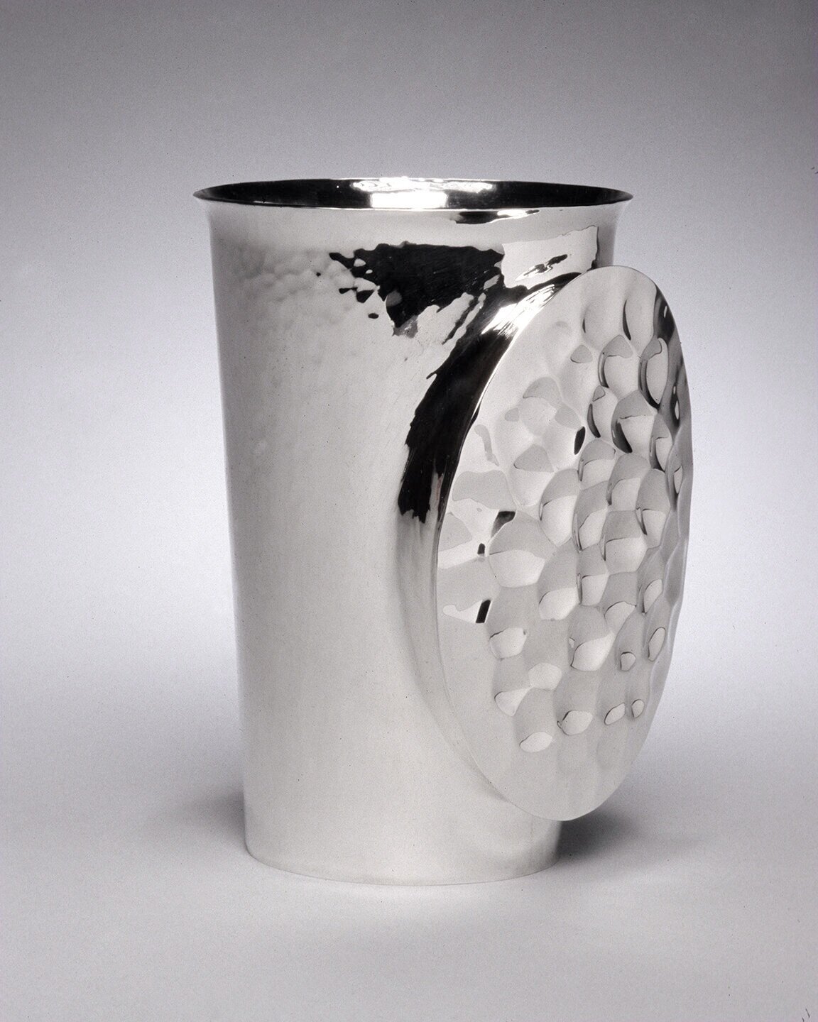 Cup with Oval