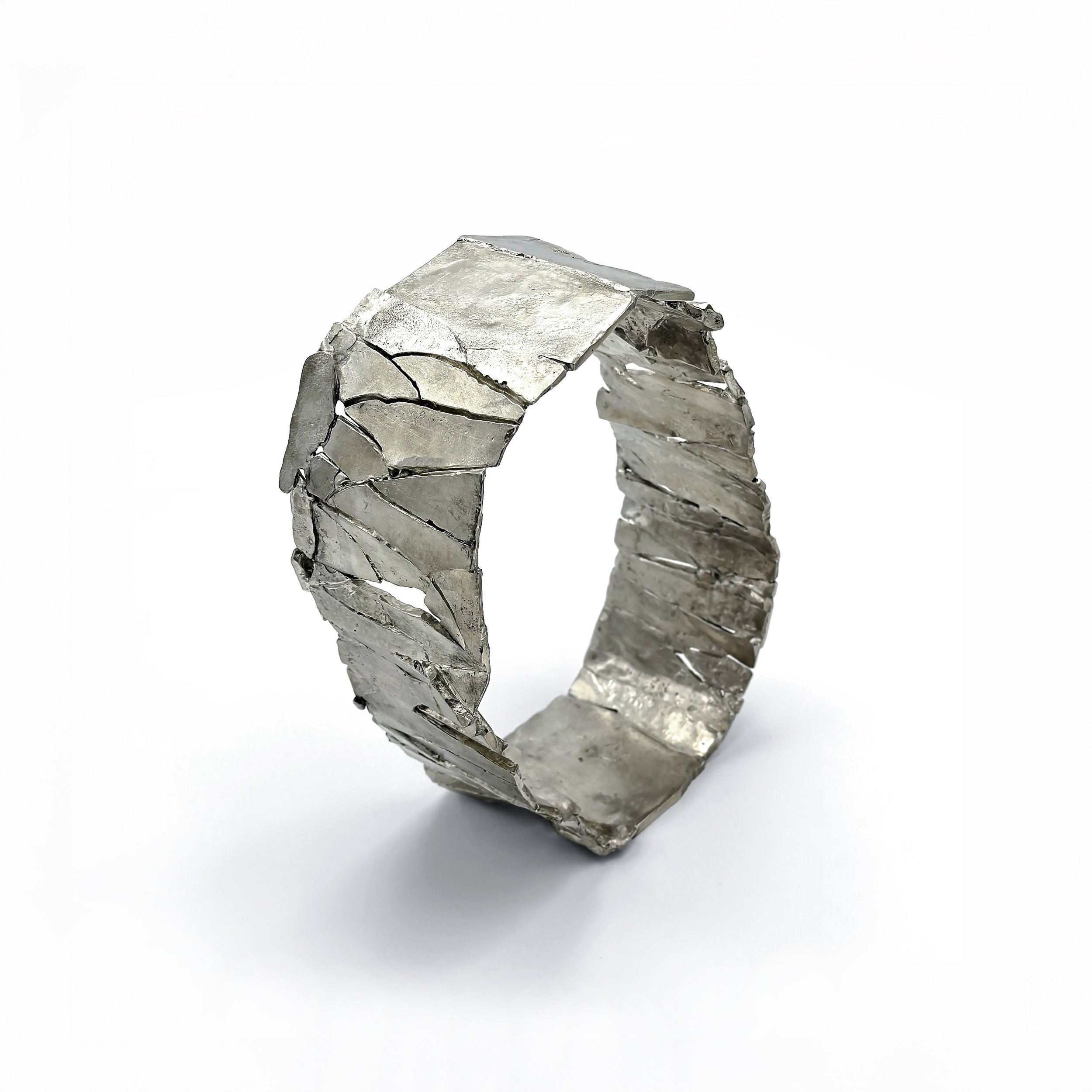 T Edit_Oval Band_02.jpg