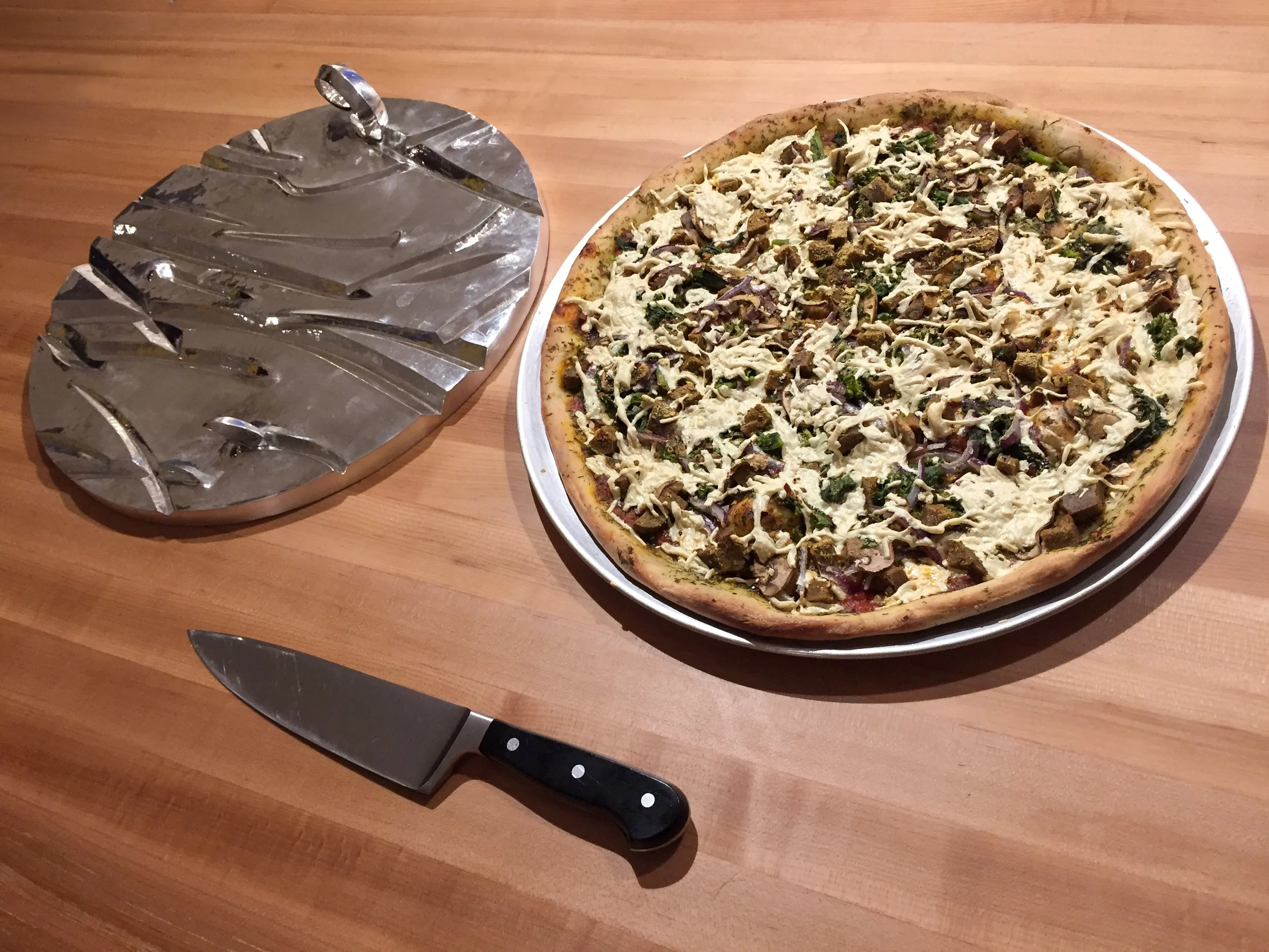 T Edit_Engraved Pizza_01.jpg