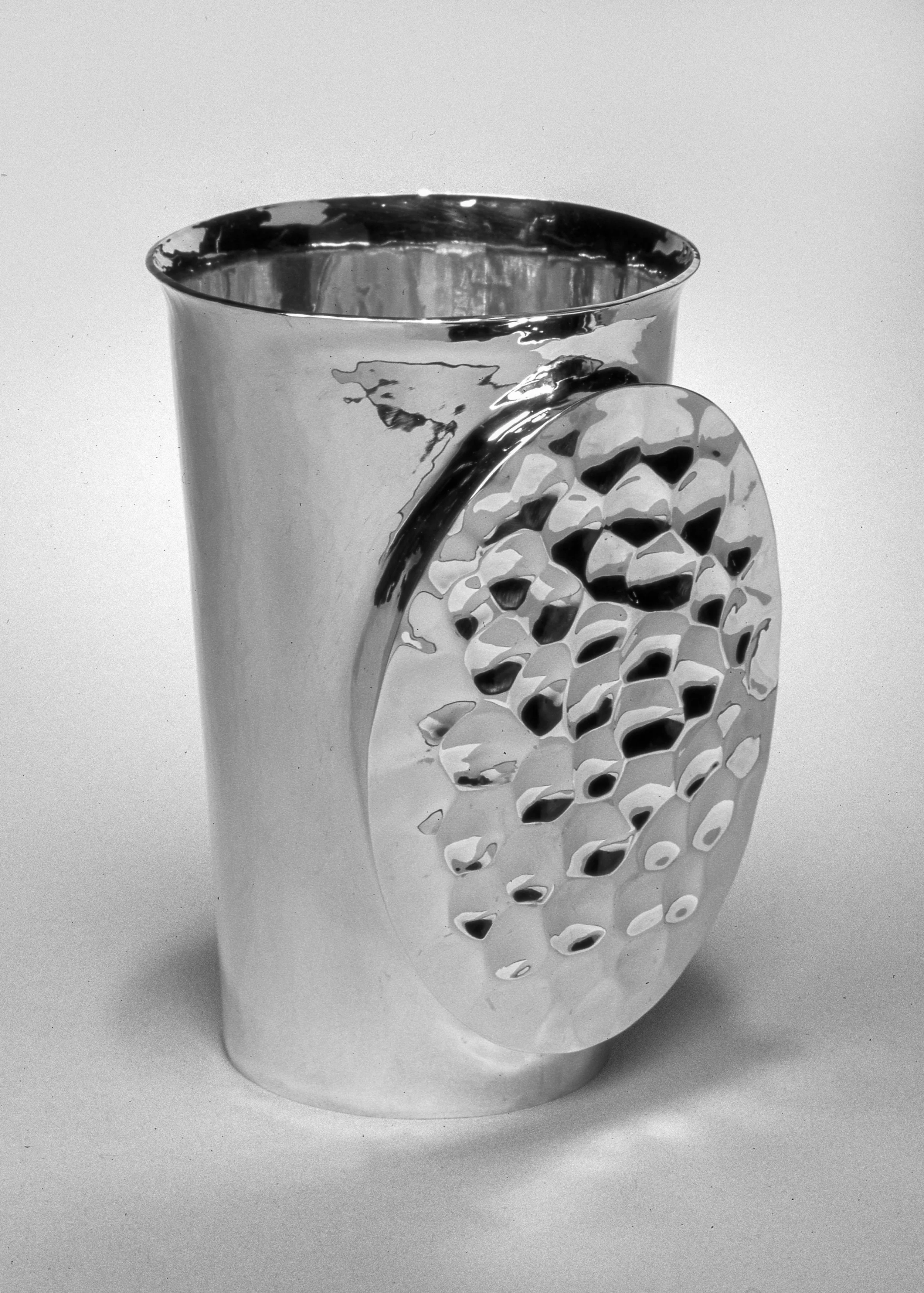 T Edit_Cup with Oval.jpg
