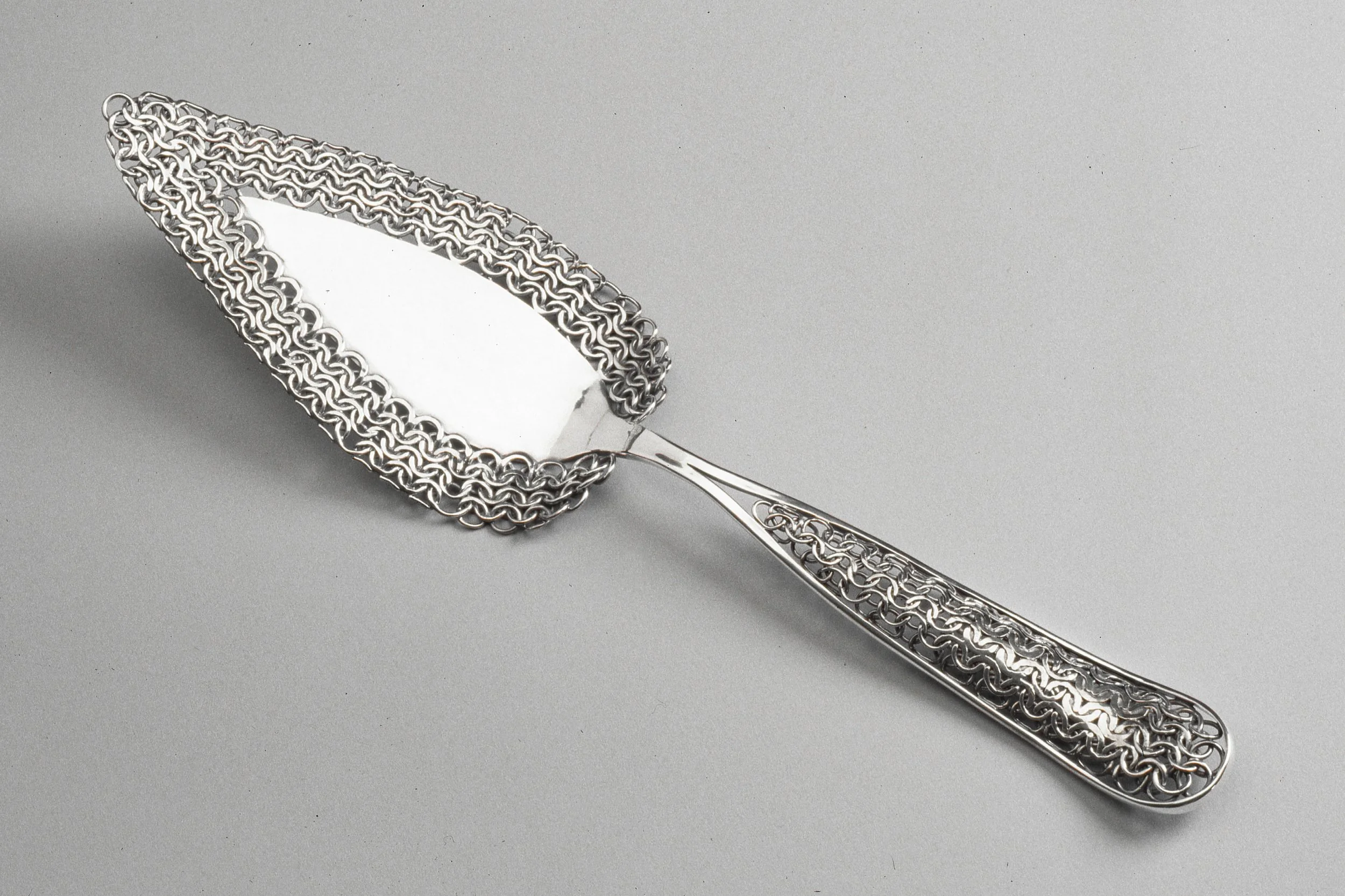 T Edit_Chainmail Trowel_03.jpg