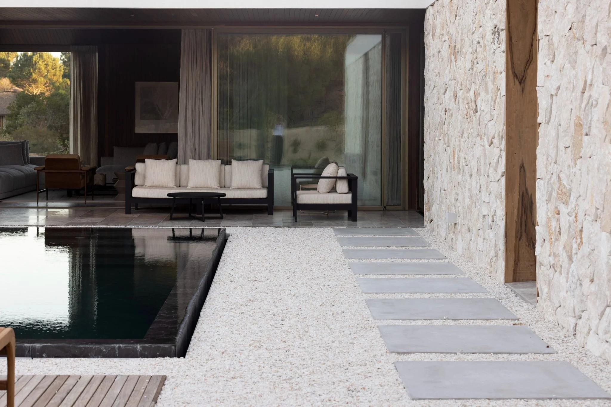 PHOTO-2026-04-14-12-40-50 4.jpg