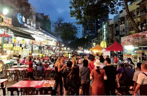 STUDIO TRIP - NIGHT MARKET.JPG