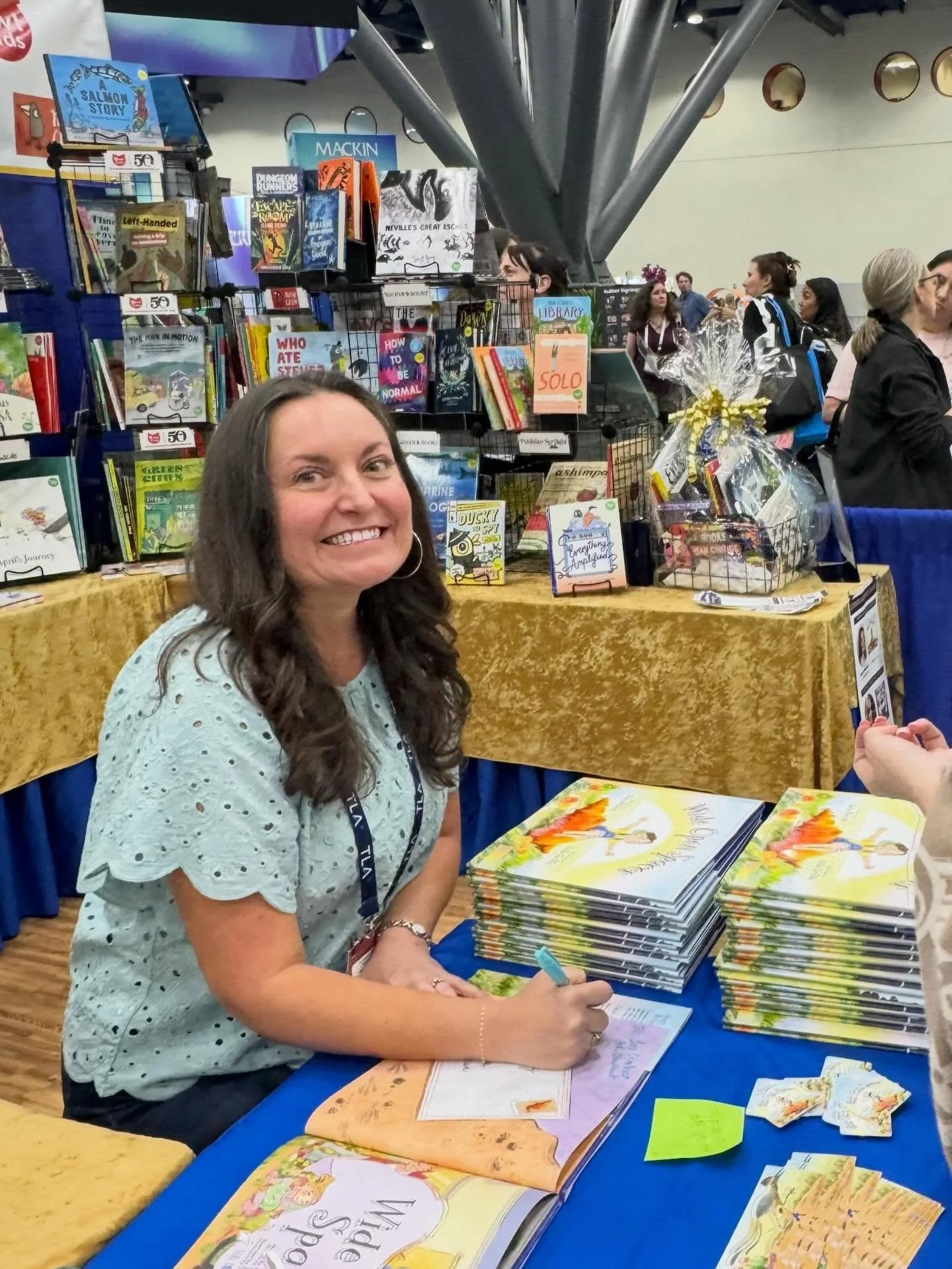 TLA was an absolute whirlwind but I loved every minute. 💫📚 Texas librarians truly showed up, and I&rsquo;m still buzzing from all the incredible energy.

Getting to share WIDE OPEN SPACES with such a passionate, thoughtful librarian community was a