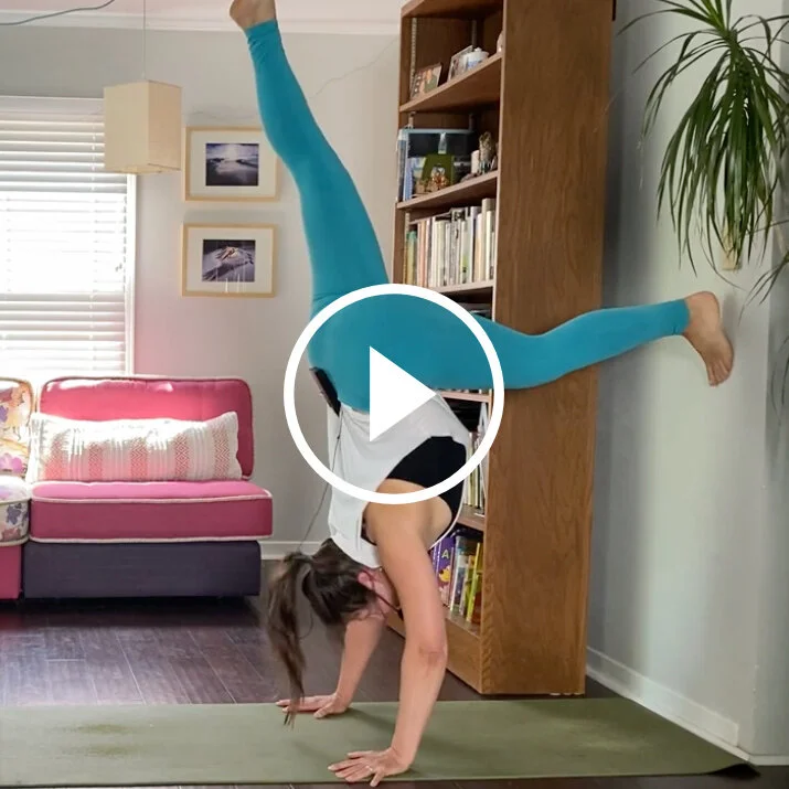 Expand: Handstand