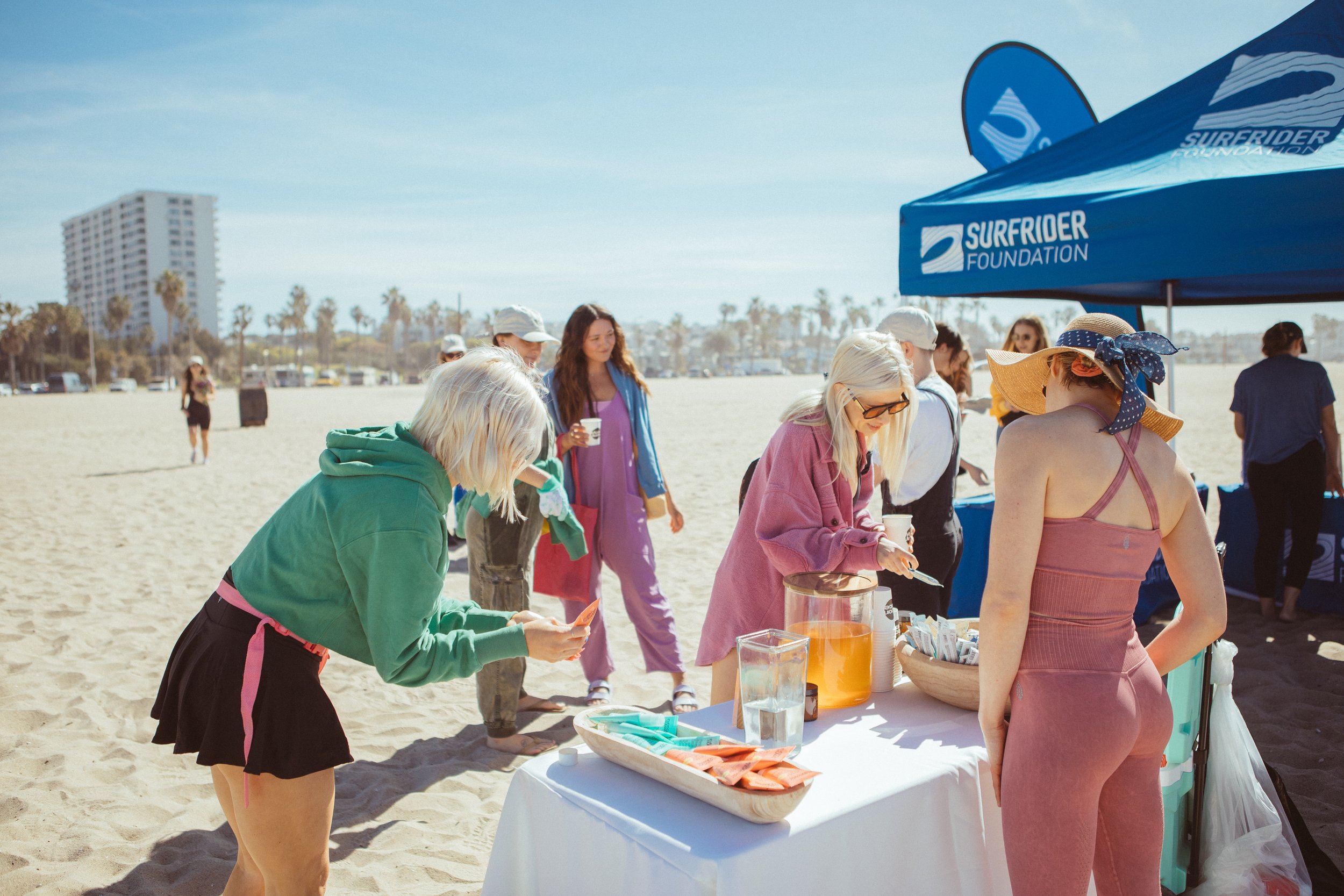 FP beach cleanup-21.jpg