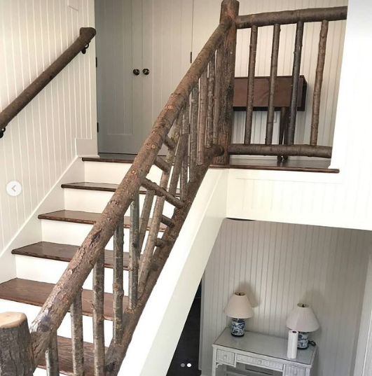 Custom Stair railing.png