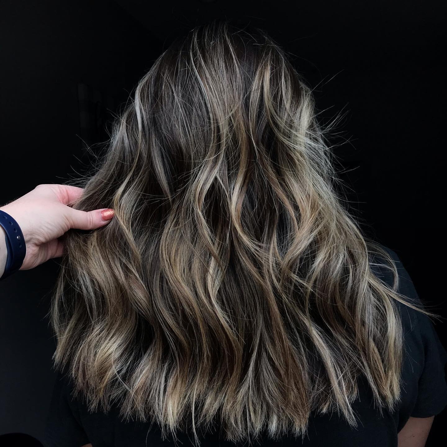 What dreams are made of...
.
.
.
#brondebalayage #balayage #hairpainting #framesi  #georgiahairstylist #atlantahairstylist #paintedmane #livedinhair #behindthechair #brunettebalayage #blondebalayage #framar #ergostylingtools #freshlybrewedhair  #hair