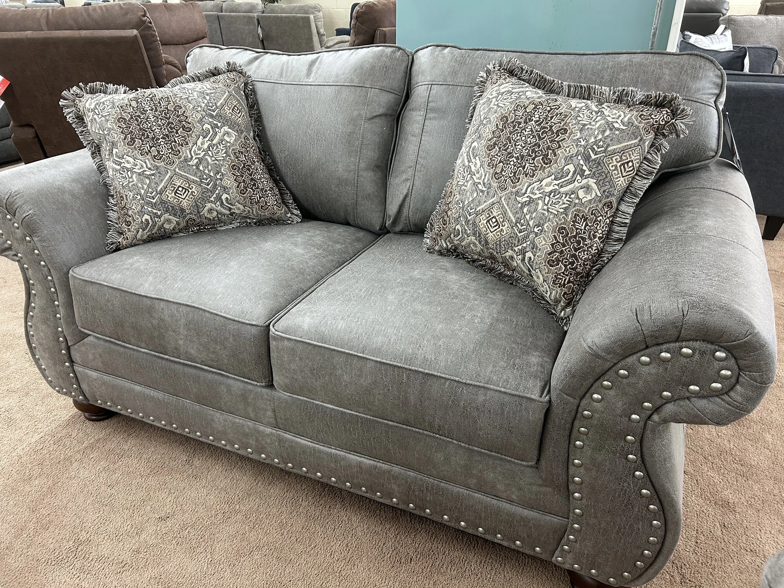 Hughes - loveseat in Goliath Mica grey polyester