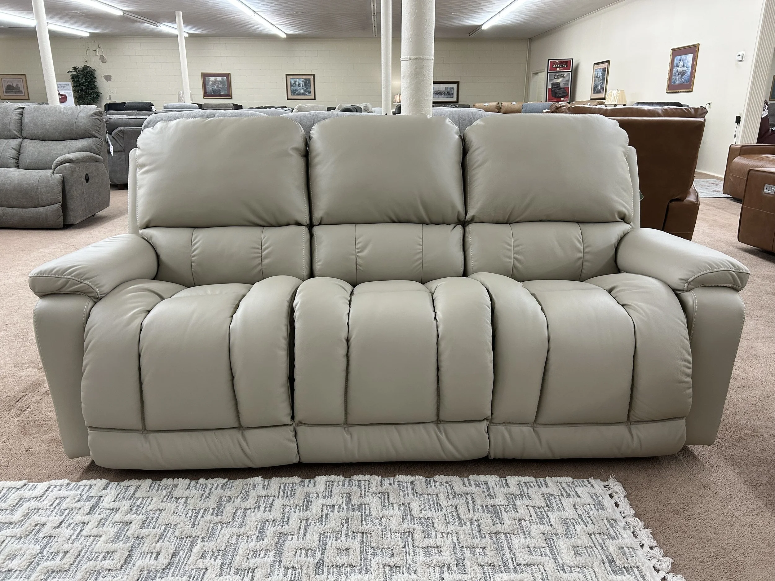 LaZBoy - Greyson reclining sofa in ivory leather