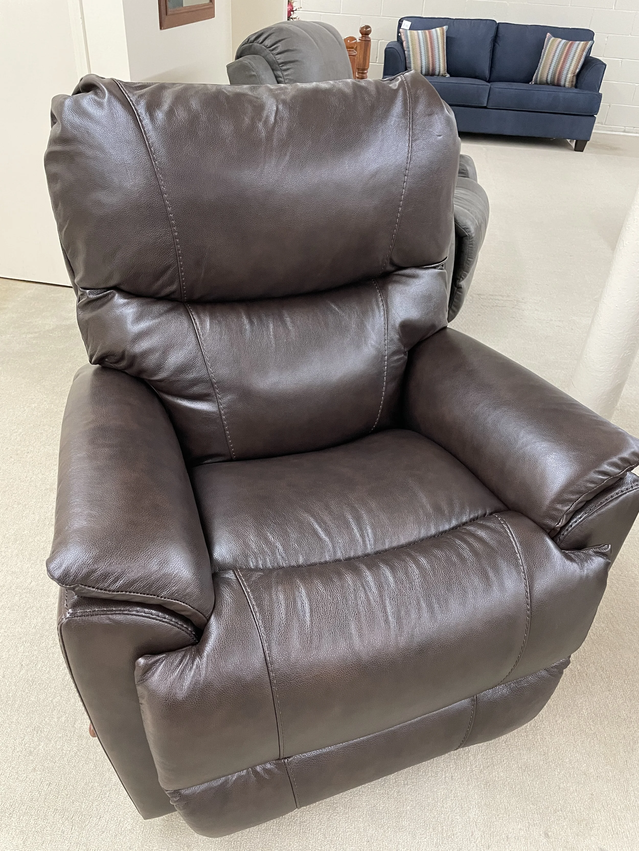Recliners — Garrett’s Furniture Hodgenville Elizabethtown Kentucky