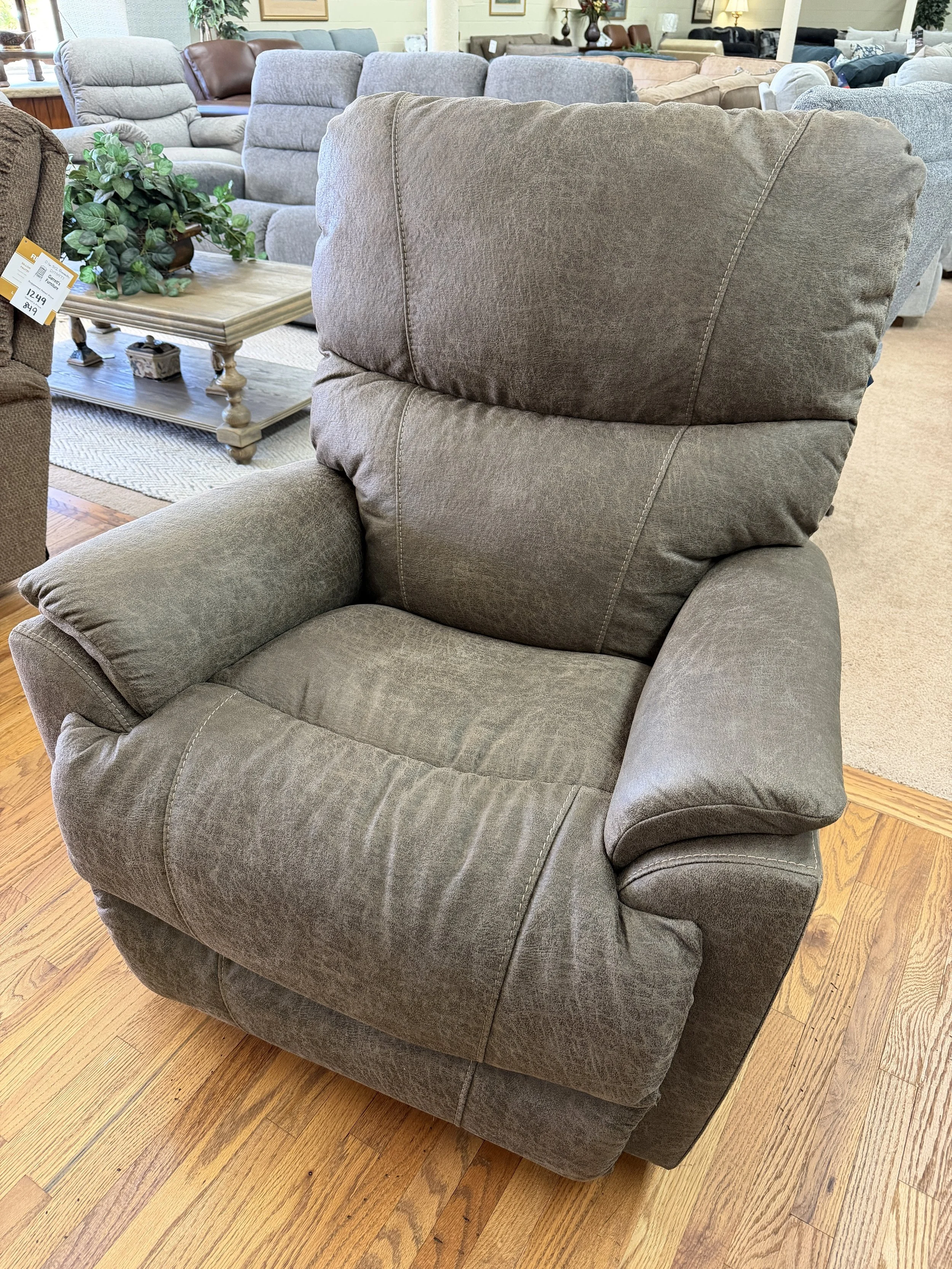 LaZBoy - Trouper rocker recliner in Mink polyester performance fabric