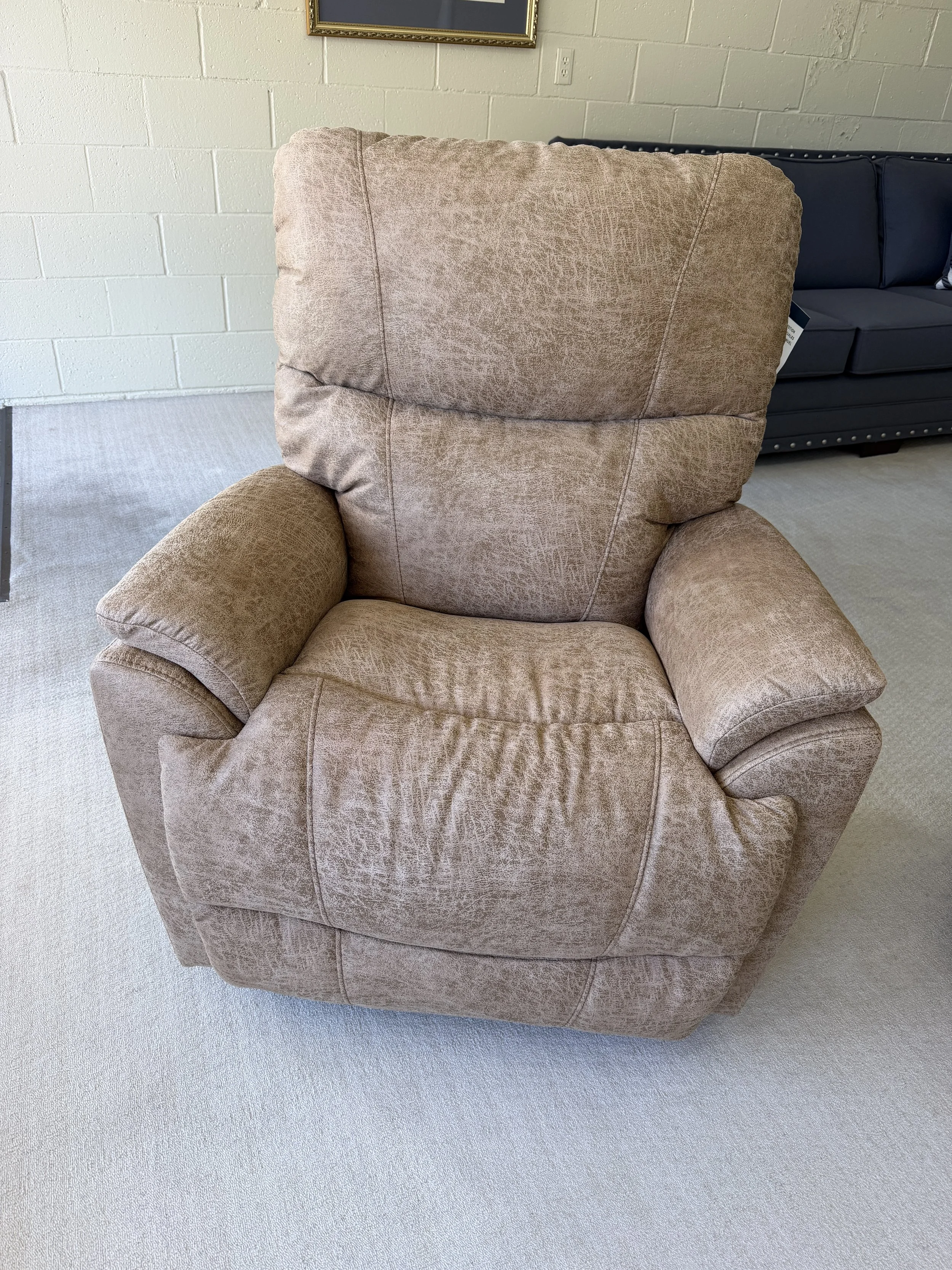 LaZBoy - Trouper rocker recliner in camel polyester performance fabric