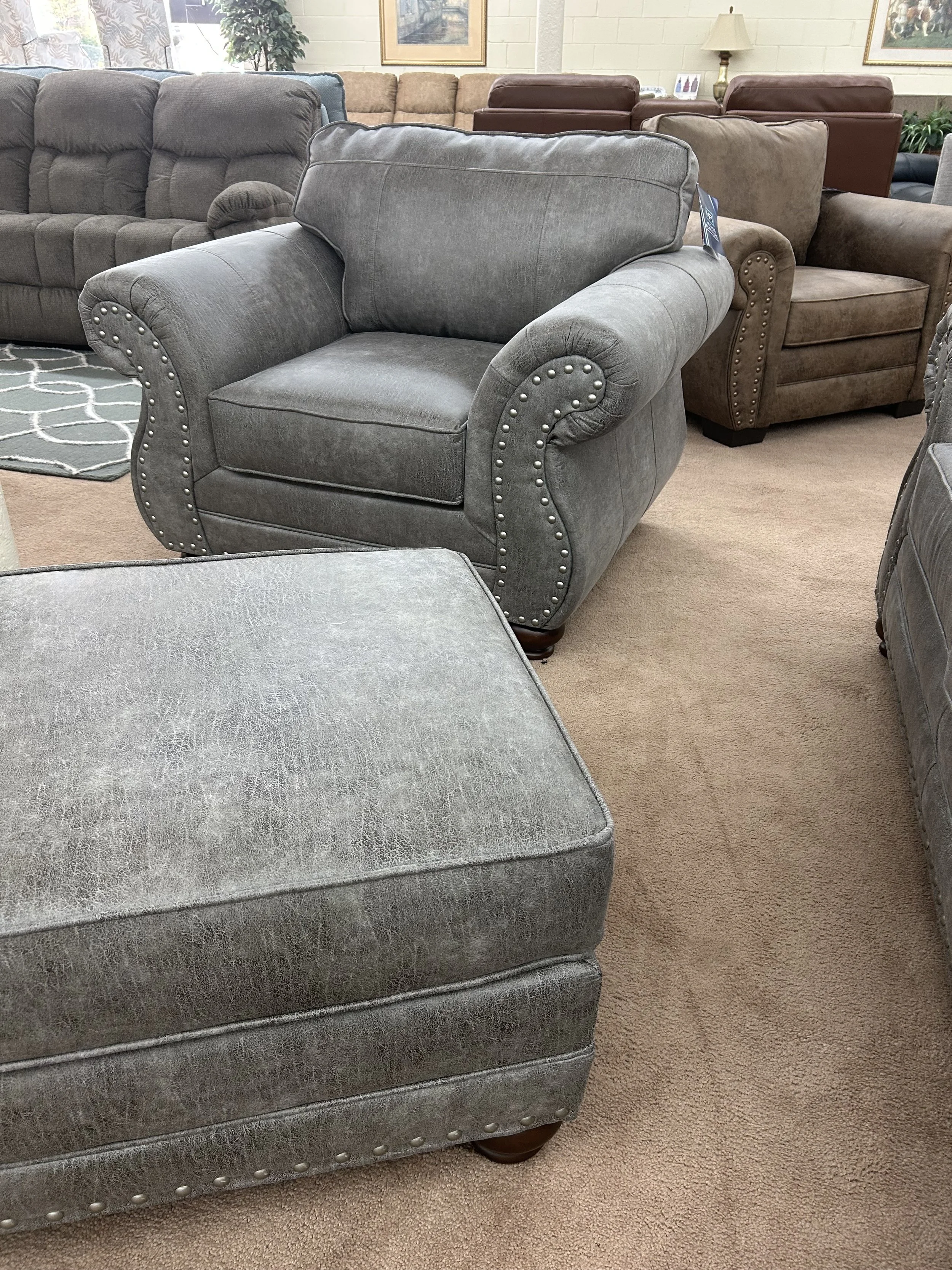 Hughes - chair and ottoman in Goliath Mica grey polyester