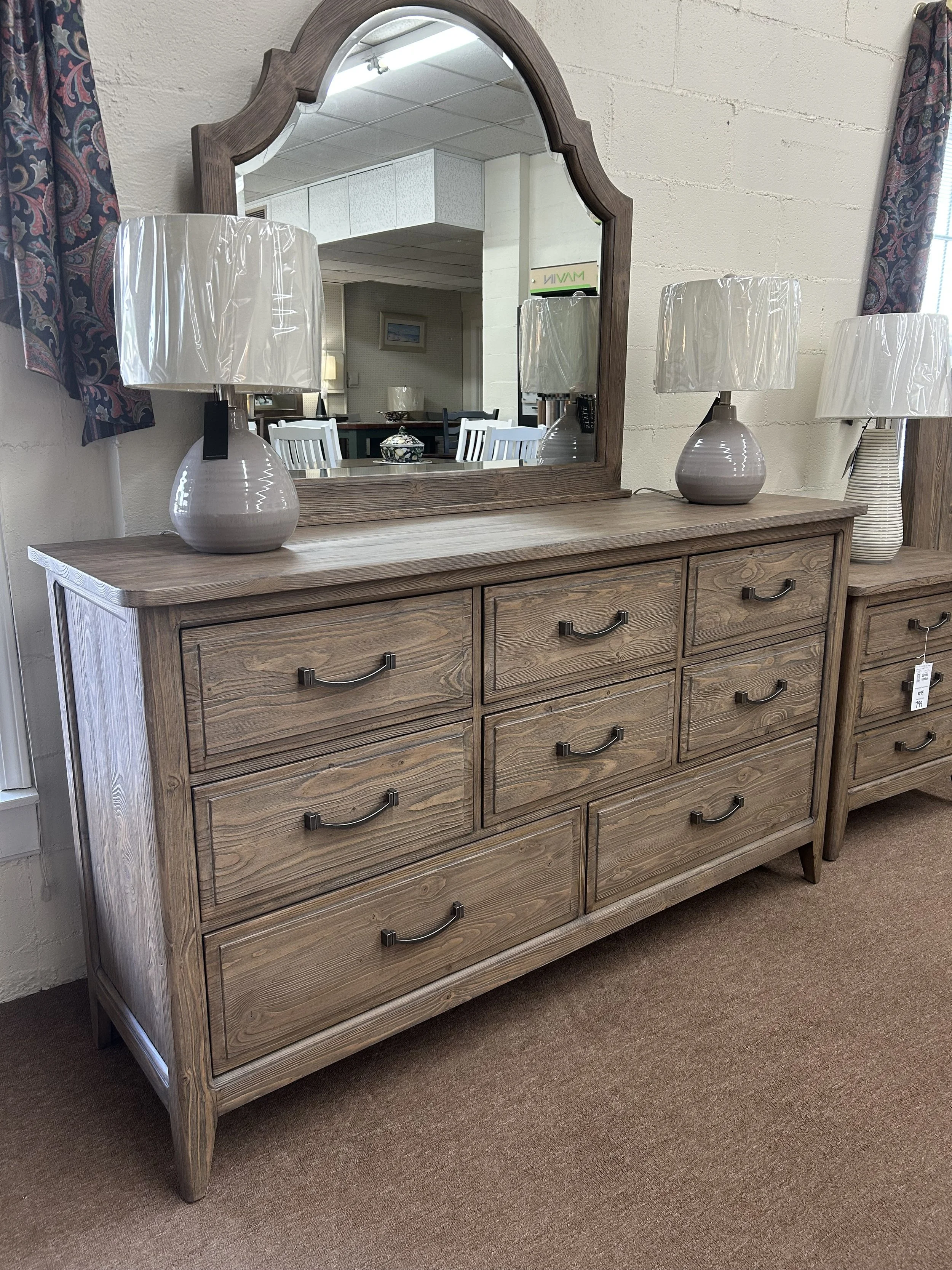 Kincaid - Urban Cottage dresser and mirror