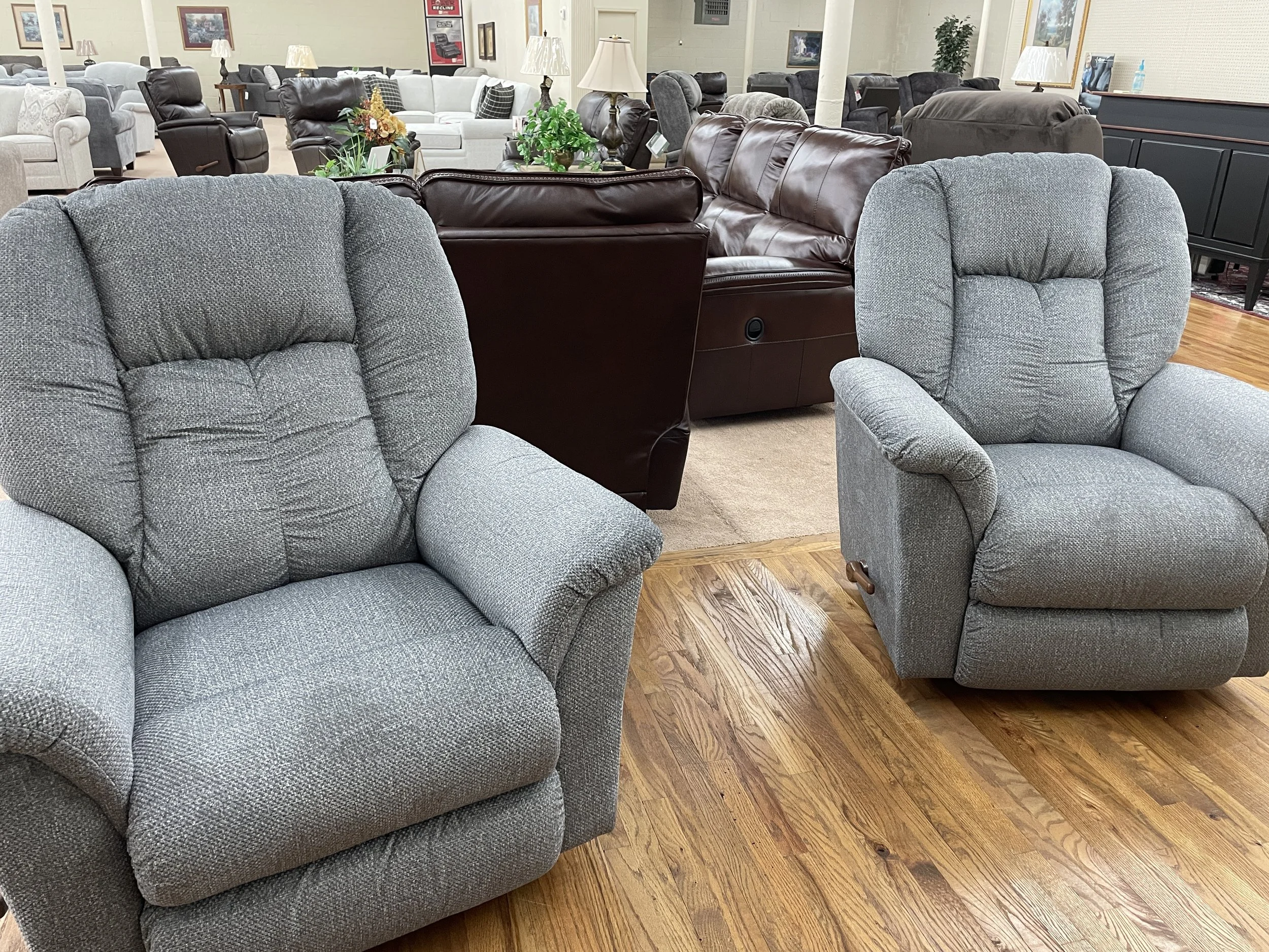 Recliners — Garrett’s Furniture Hodgenville Elizabethtown Kentucky
