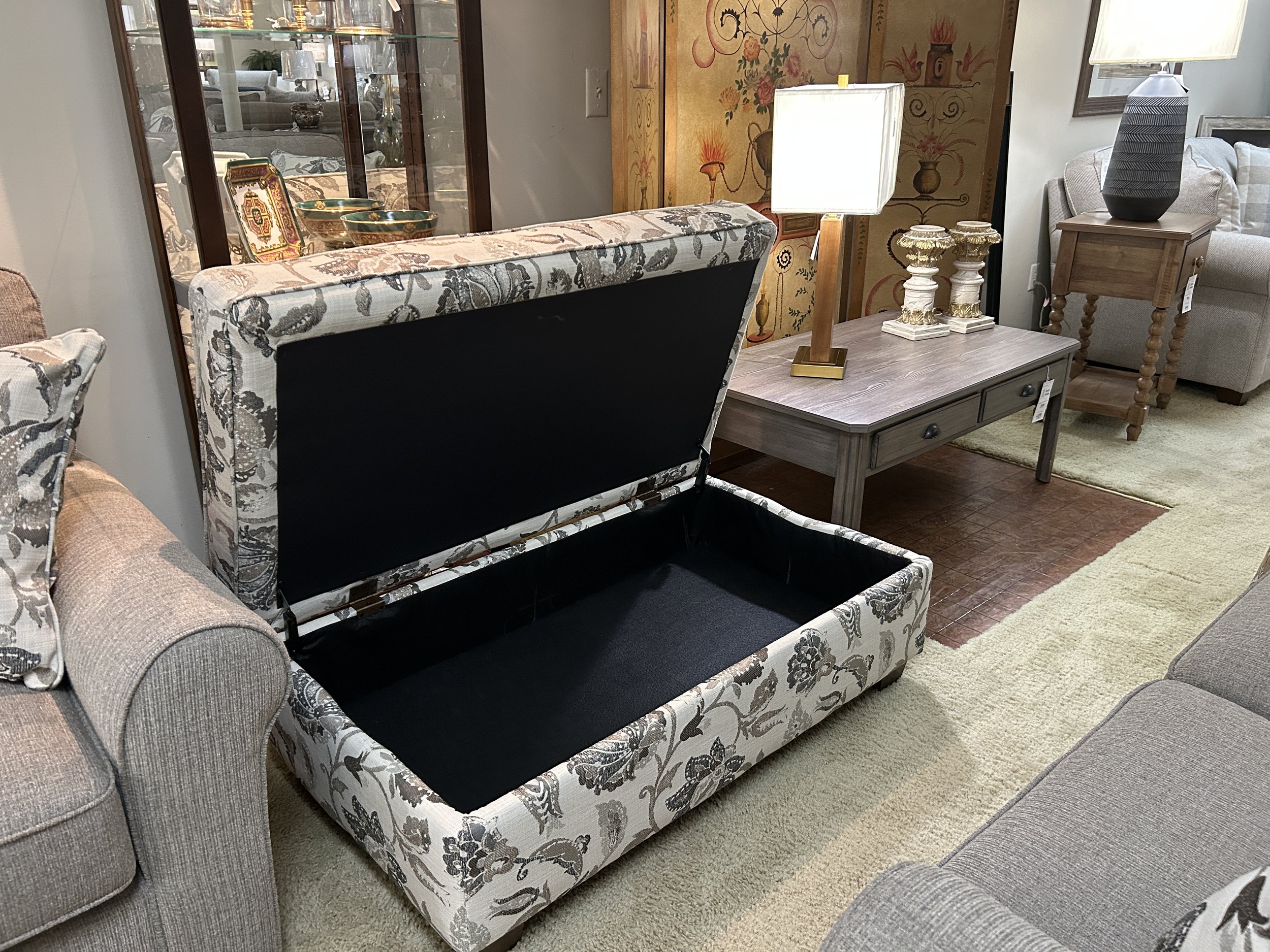 Best HF - storage ottoman in portobello