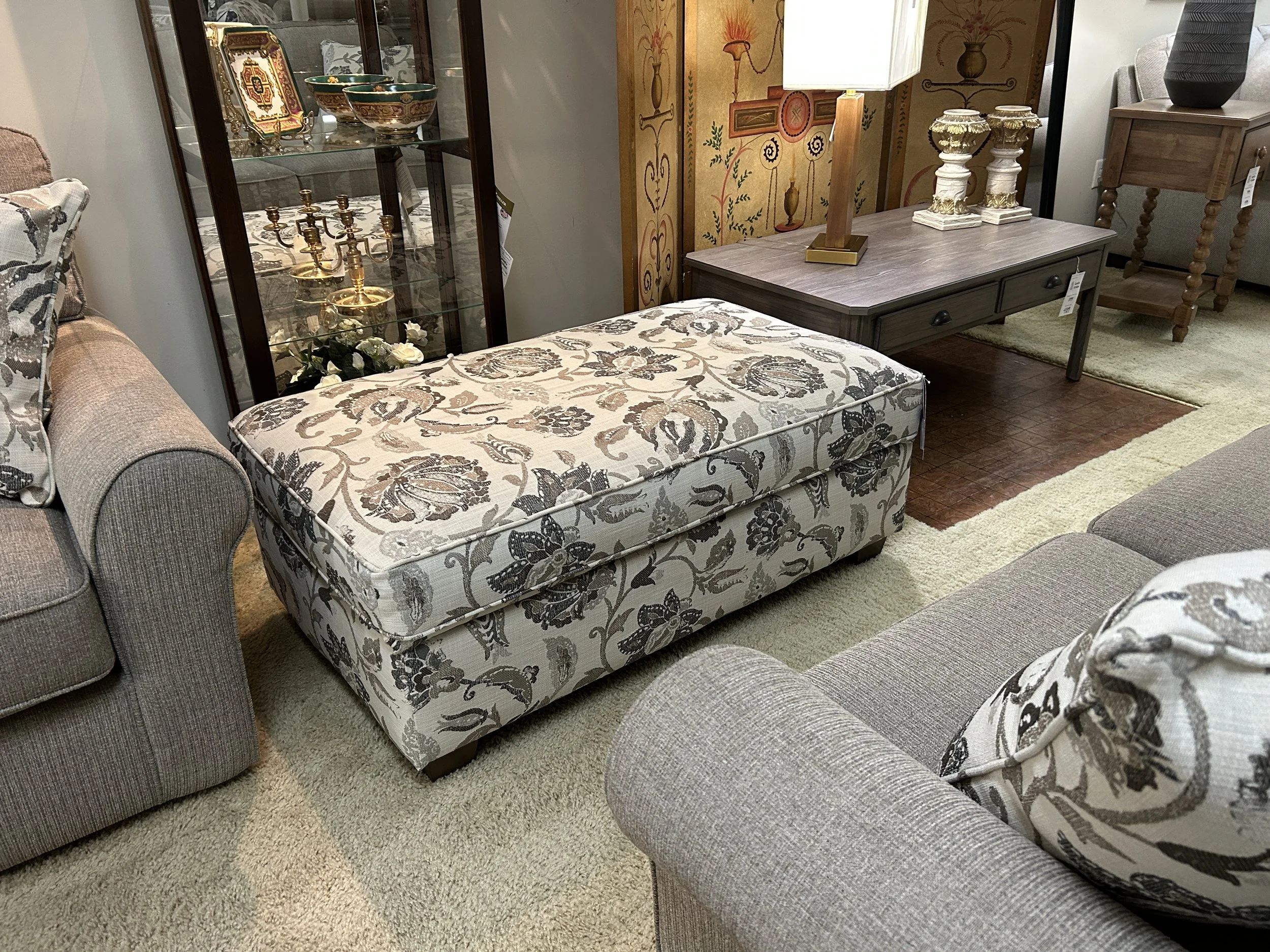 Best HF - storage ottoman in portobello