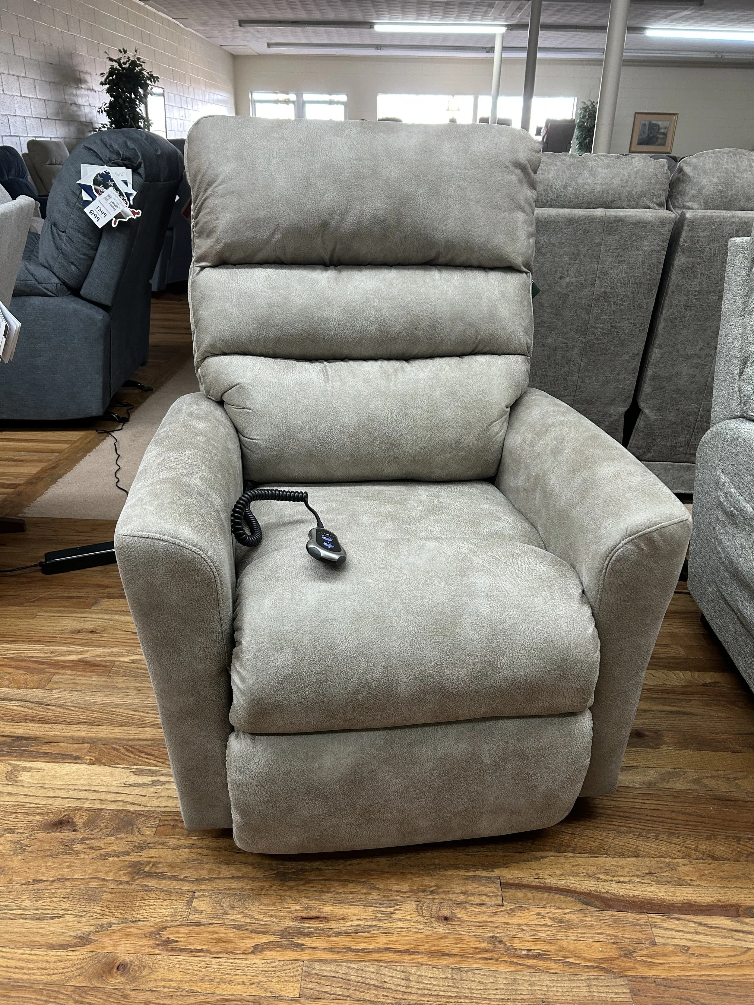 LaZBoy - Liam power reclining lift chair in warm beige polyester 
